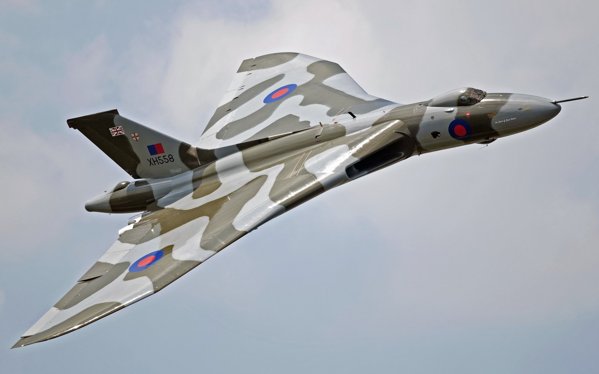 plane aviation weapon avro vulcan