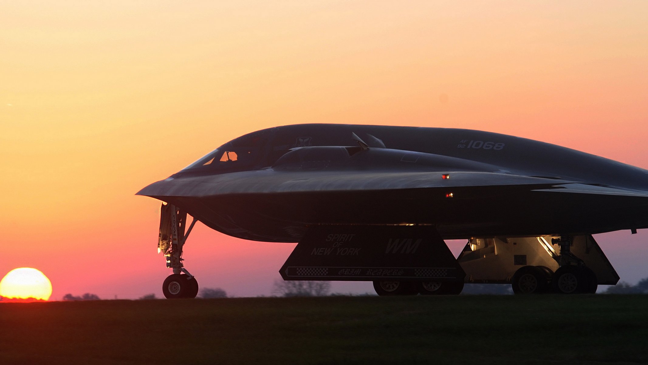 b-2 spirit бомбардировщик оружие