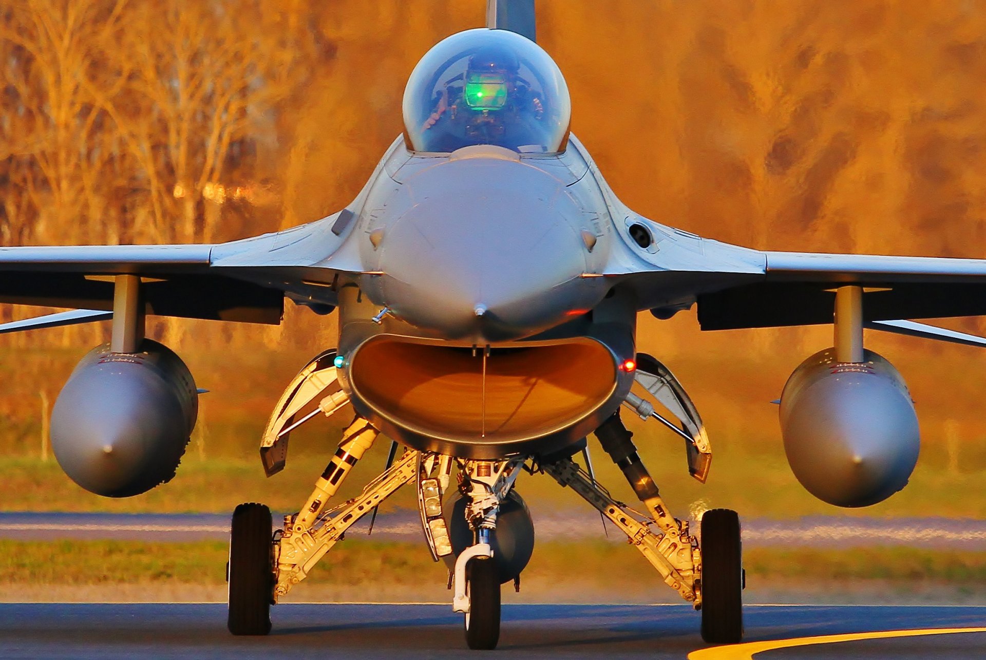 f-16c fighting falcon jeu de combat falcon avion de chasse aérodrome