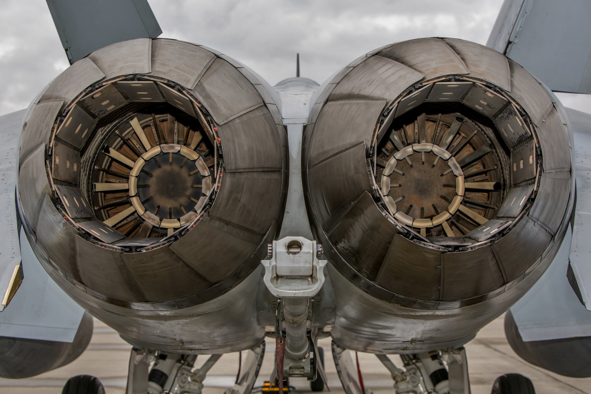 fa-18e hornet multi-purpose fighter general electric jet engine