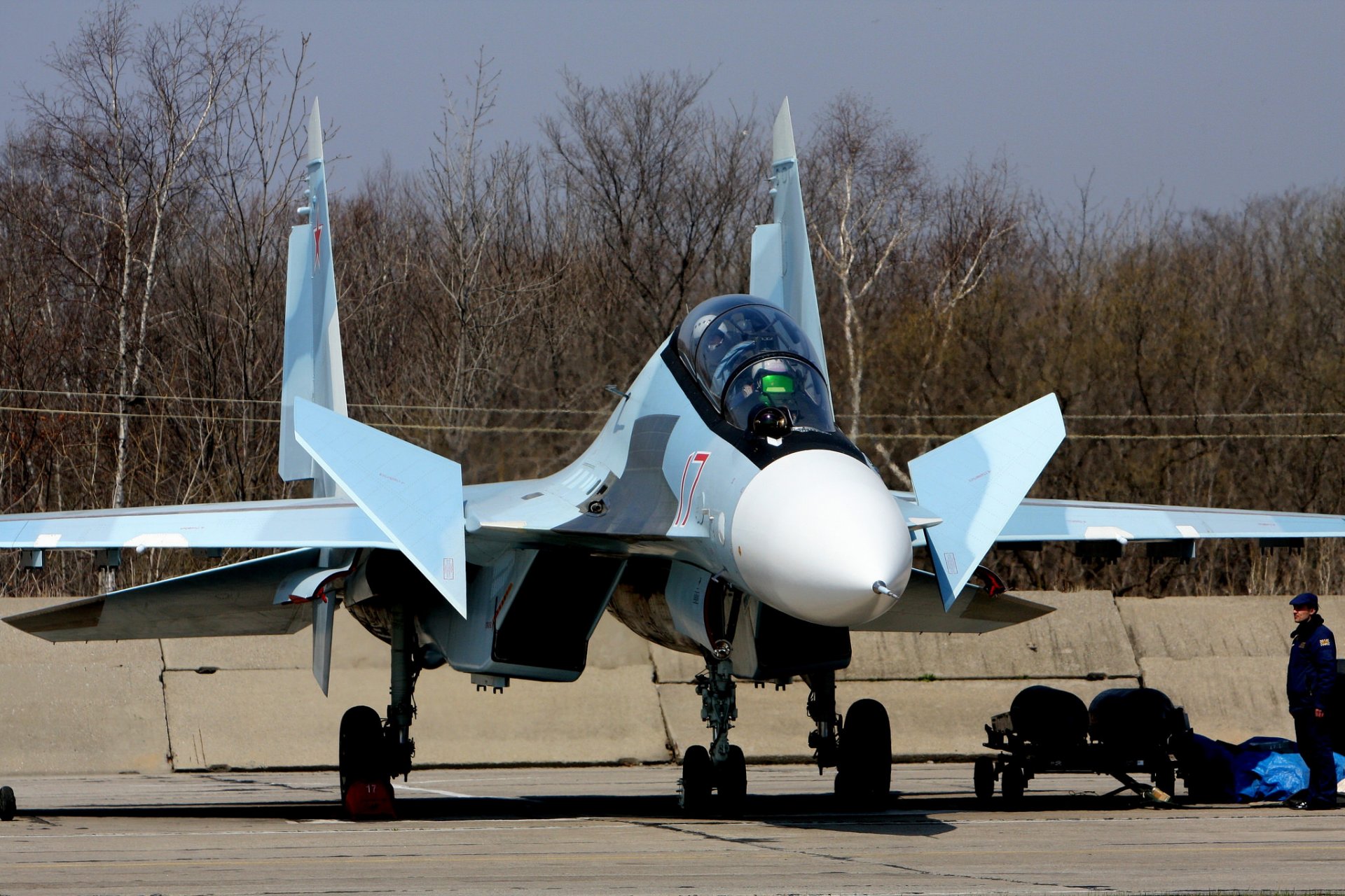 su-30sm doble multiusos caza cabina