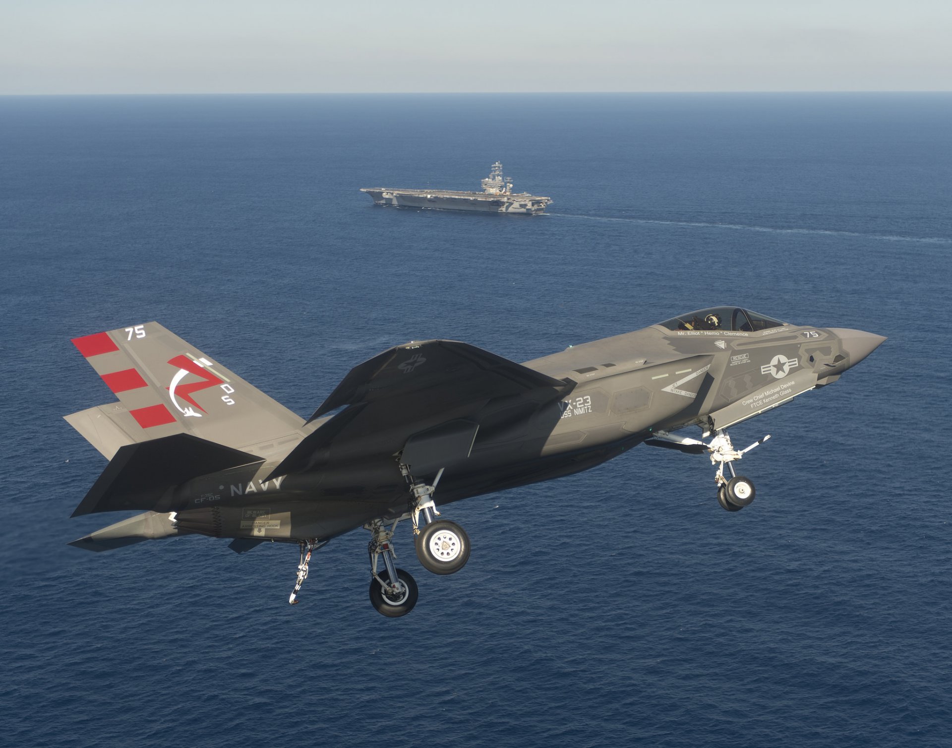 f-35c lightning ii caccia bombardiere portaerei mare