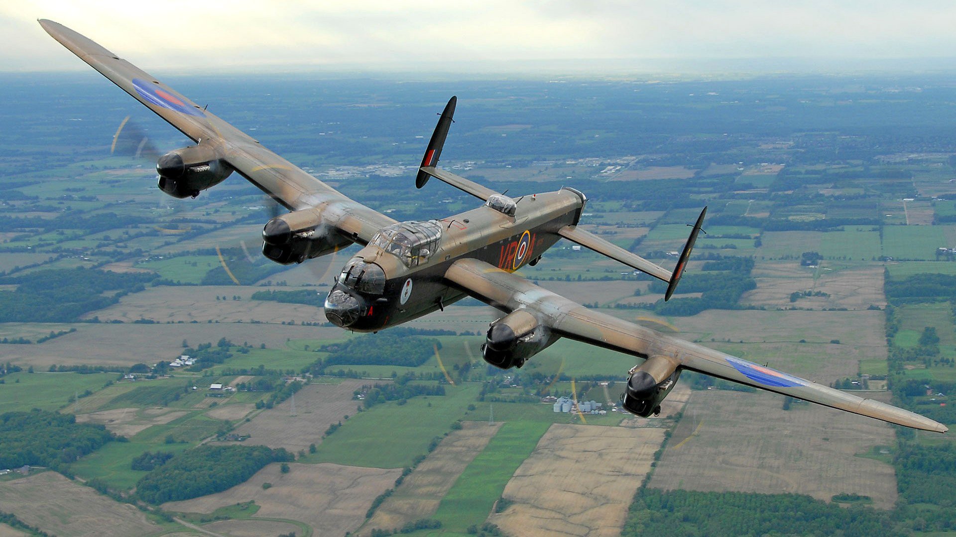 aereo avro lancaster bombardiere volo paesaggio retro