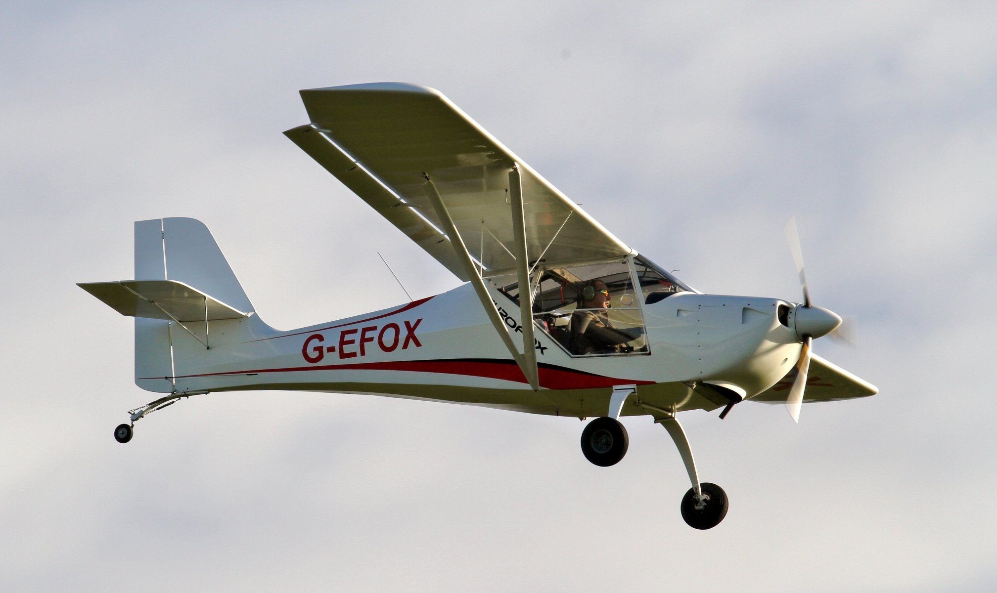 cielo leggero monomotore biposto aereo aeropro eurofox 912