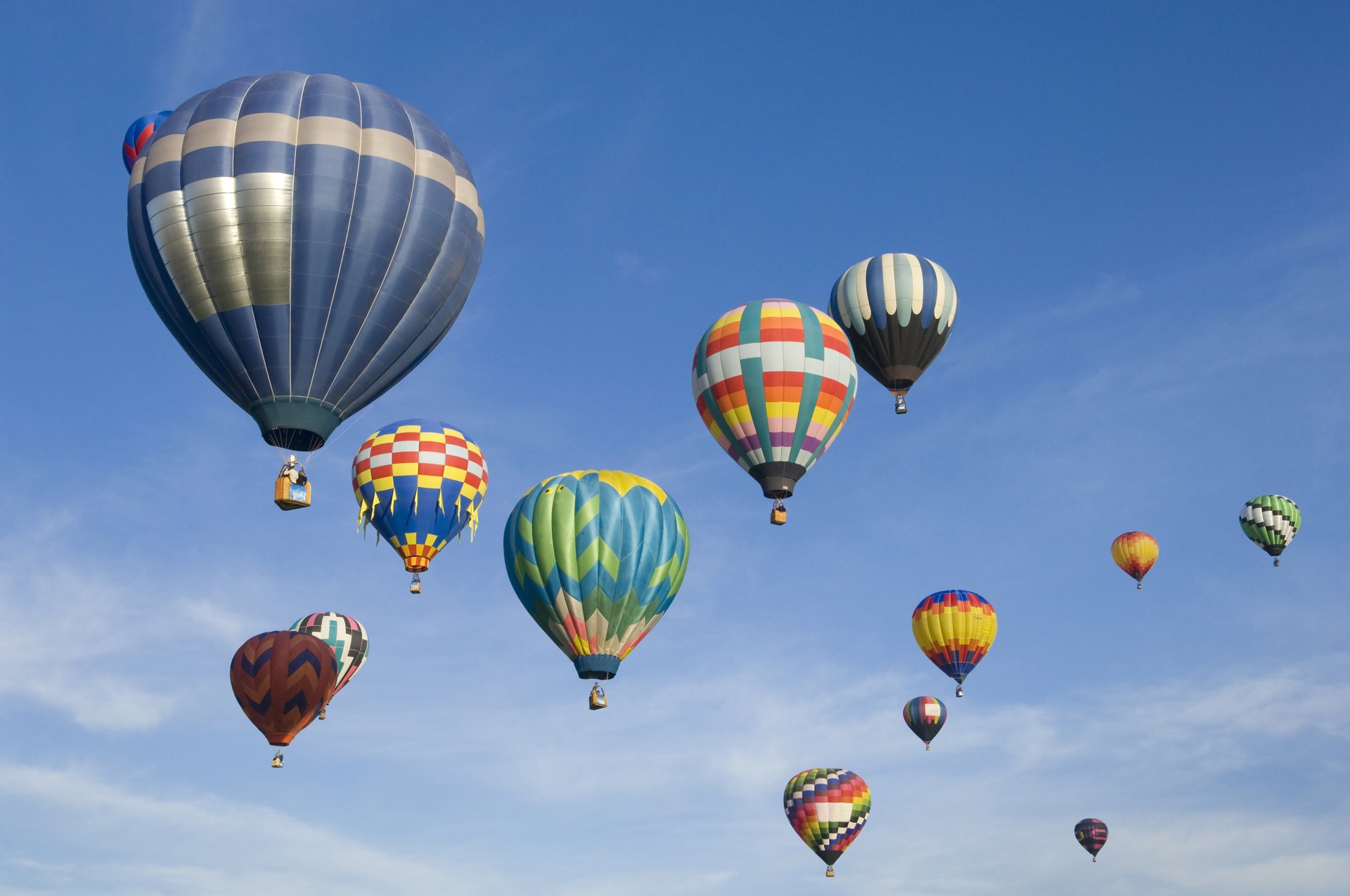 ballon korb himmel flug parade