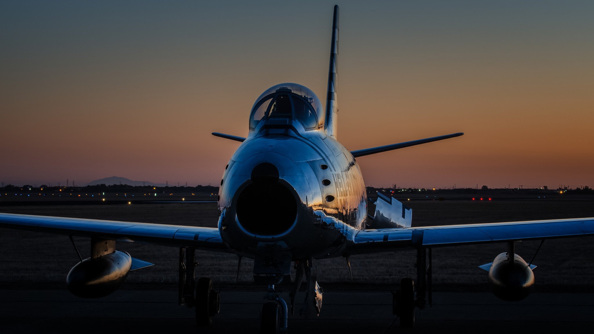 f-86 sabre jet chasseur