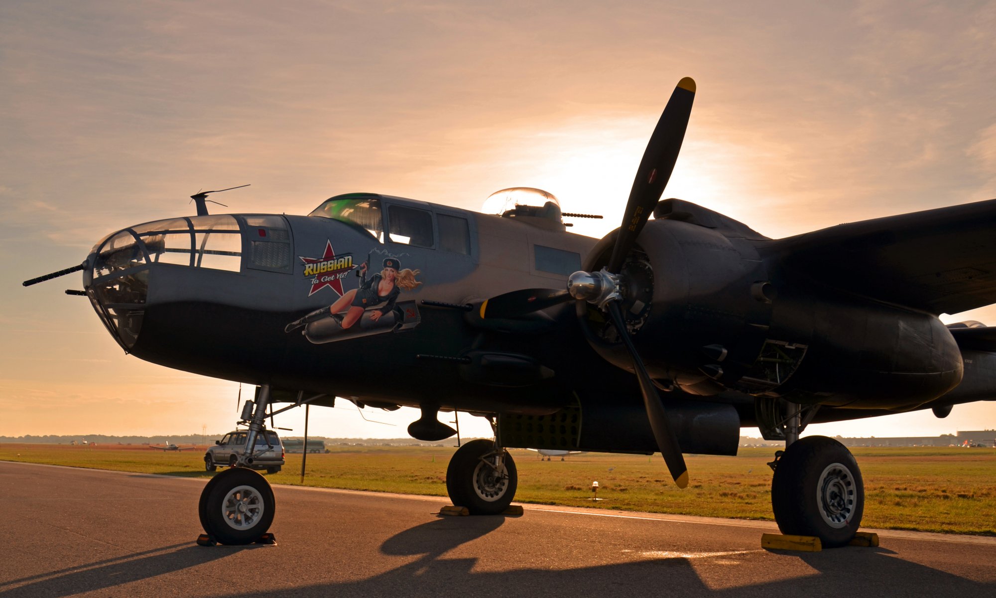 military historical club airplane b-25 mitchell b-25 mitchell north america north american american twin-engine all-metal bomber medium range action airbrushing lend-lease sunset parking world war ii airshow private to