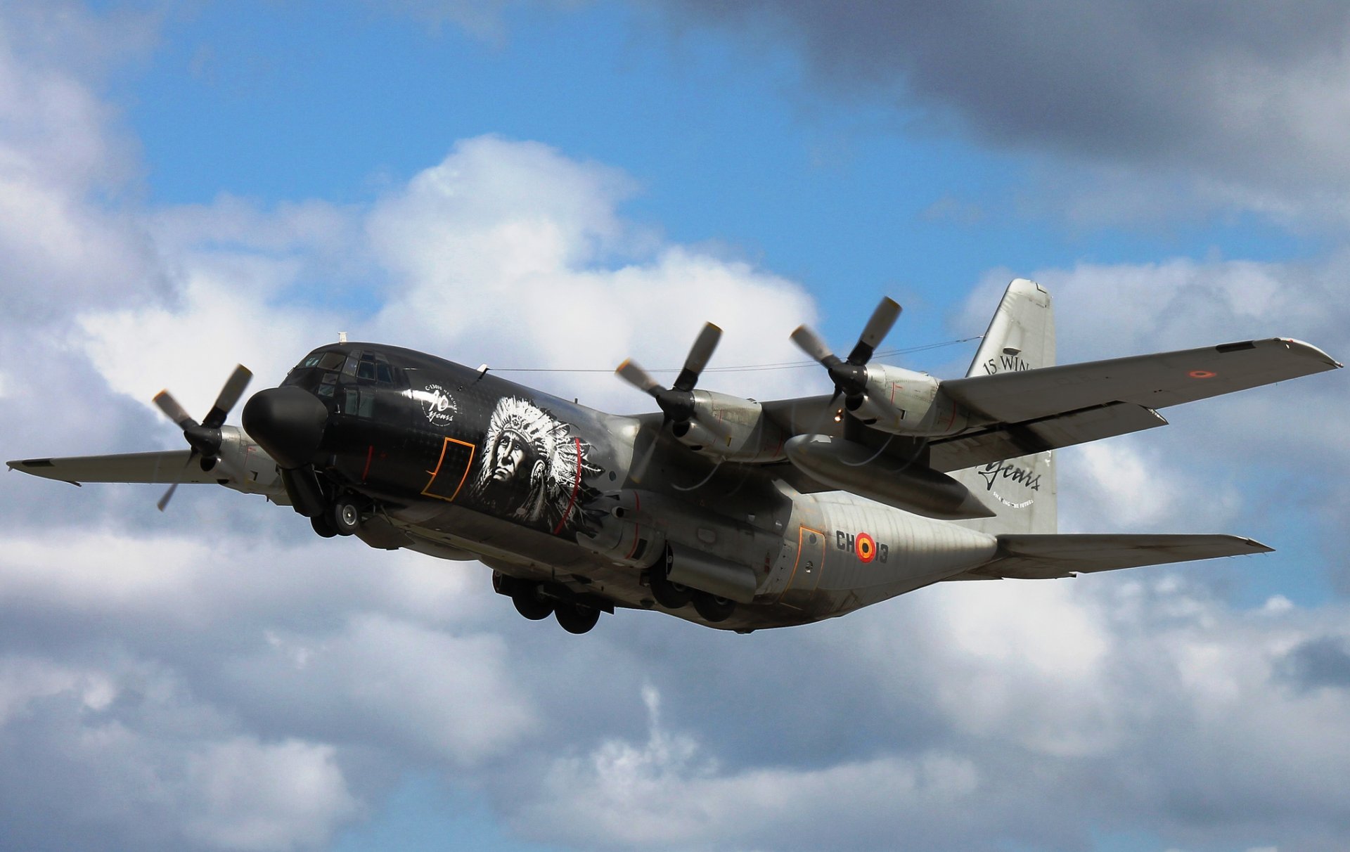 c-130 ch-13 military transport plane