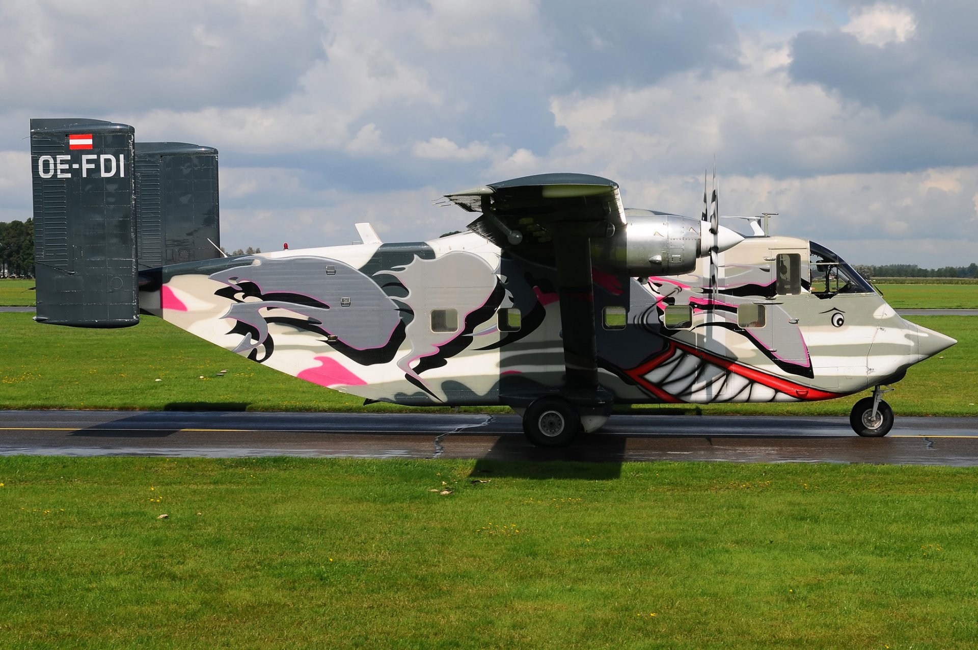 breve sc.7 skyvan aereo da trasporto