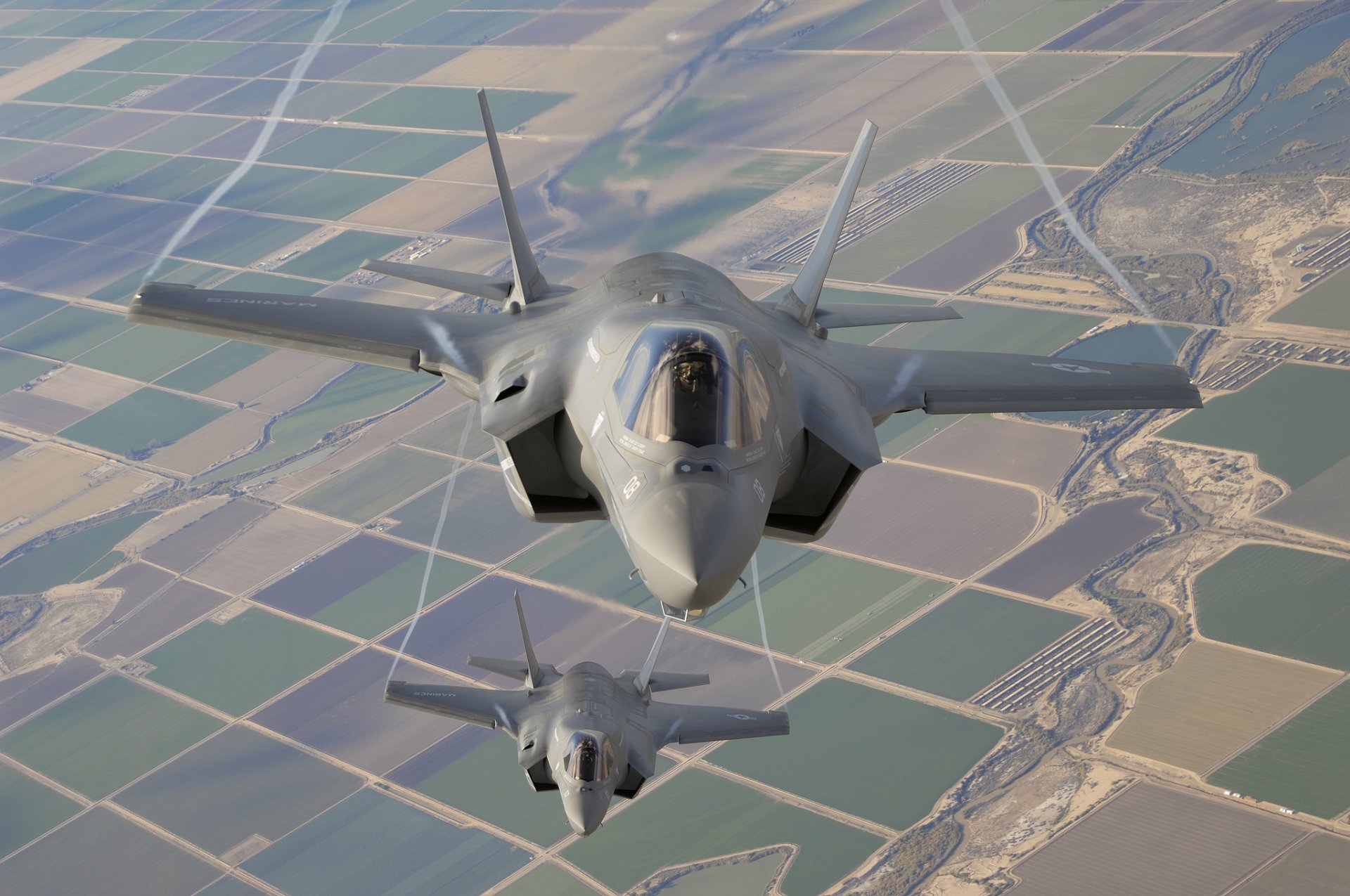 f-35b lightning ii caccia bombardieri volo terra