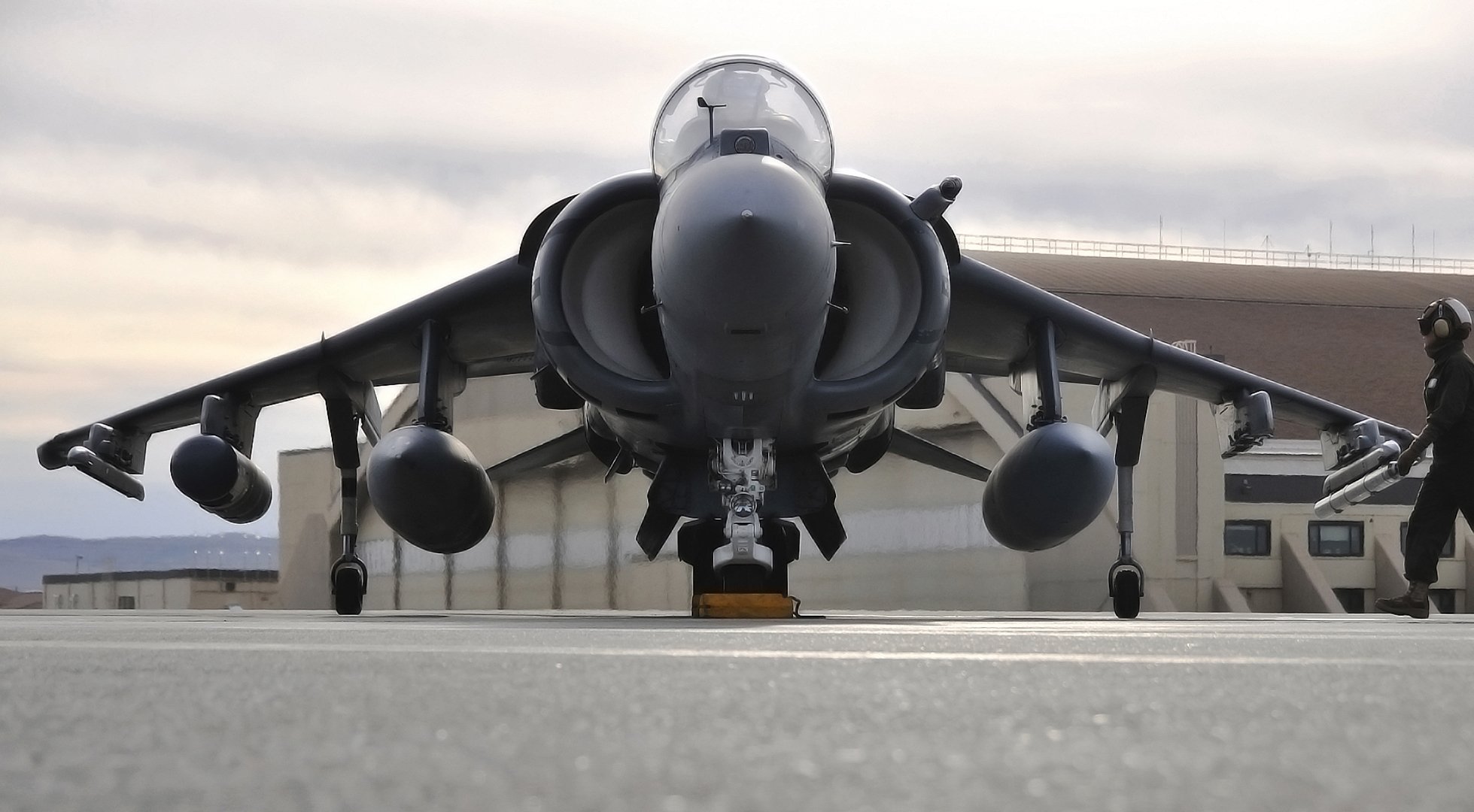 harrier av 8b états-unis royaume-uni pont combattant bombardier aviation avion jour au sol pilote