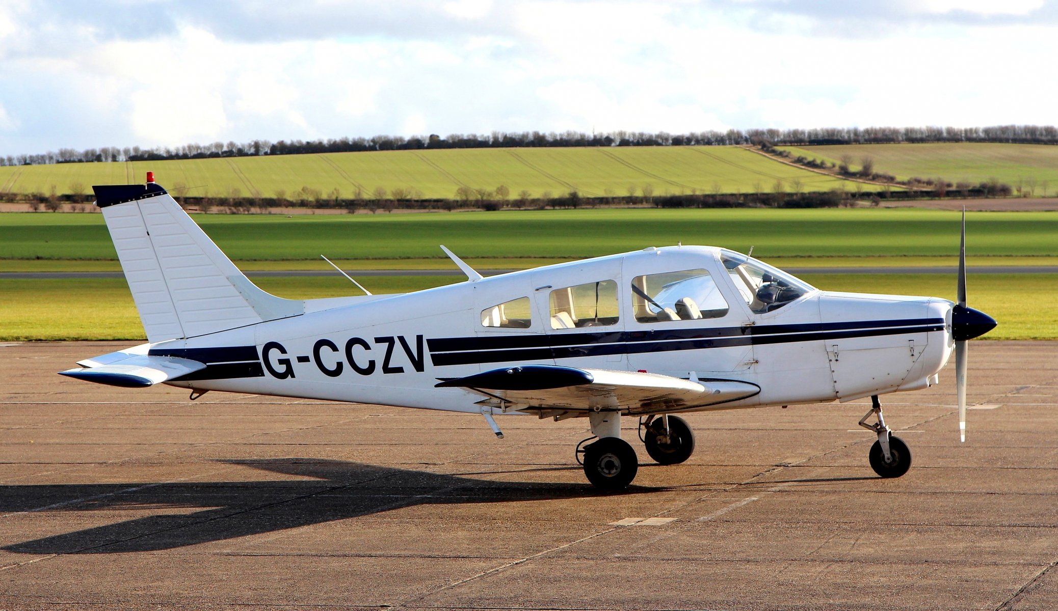 cherokee-piper pa-28 cherokee-piper pa-28 leichtmotorisch ganzmetall vierfach