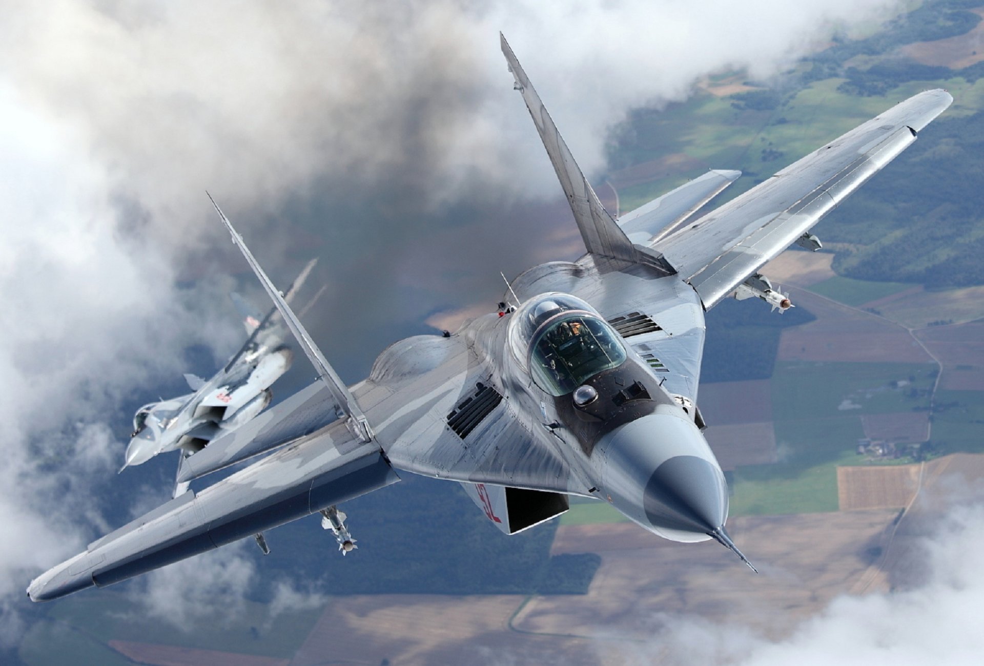 caza mig-29a misiles