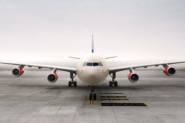 Photo d un avion de ligne blanc