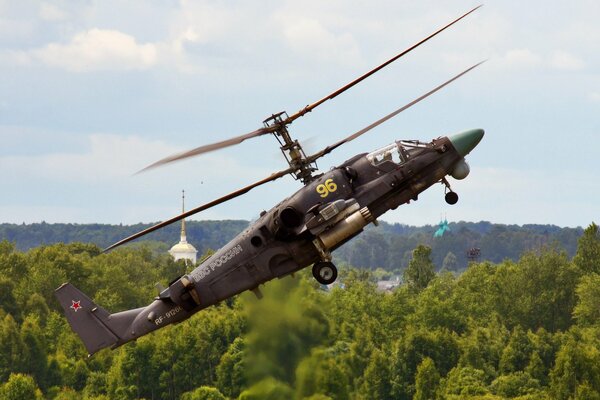 Russischer Militärschlaghubschrauber ka-52 «Alligator»