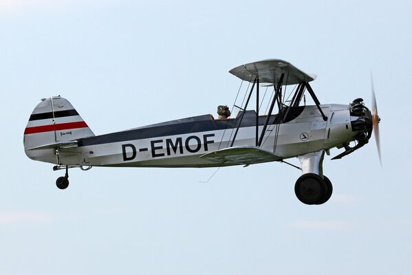 Avión de entrenamiento polivalente flokke-Wulff