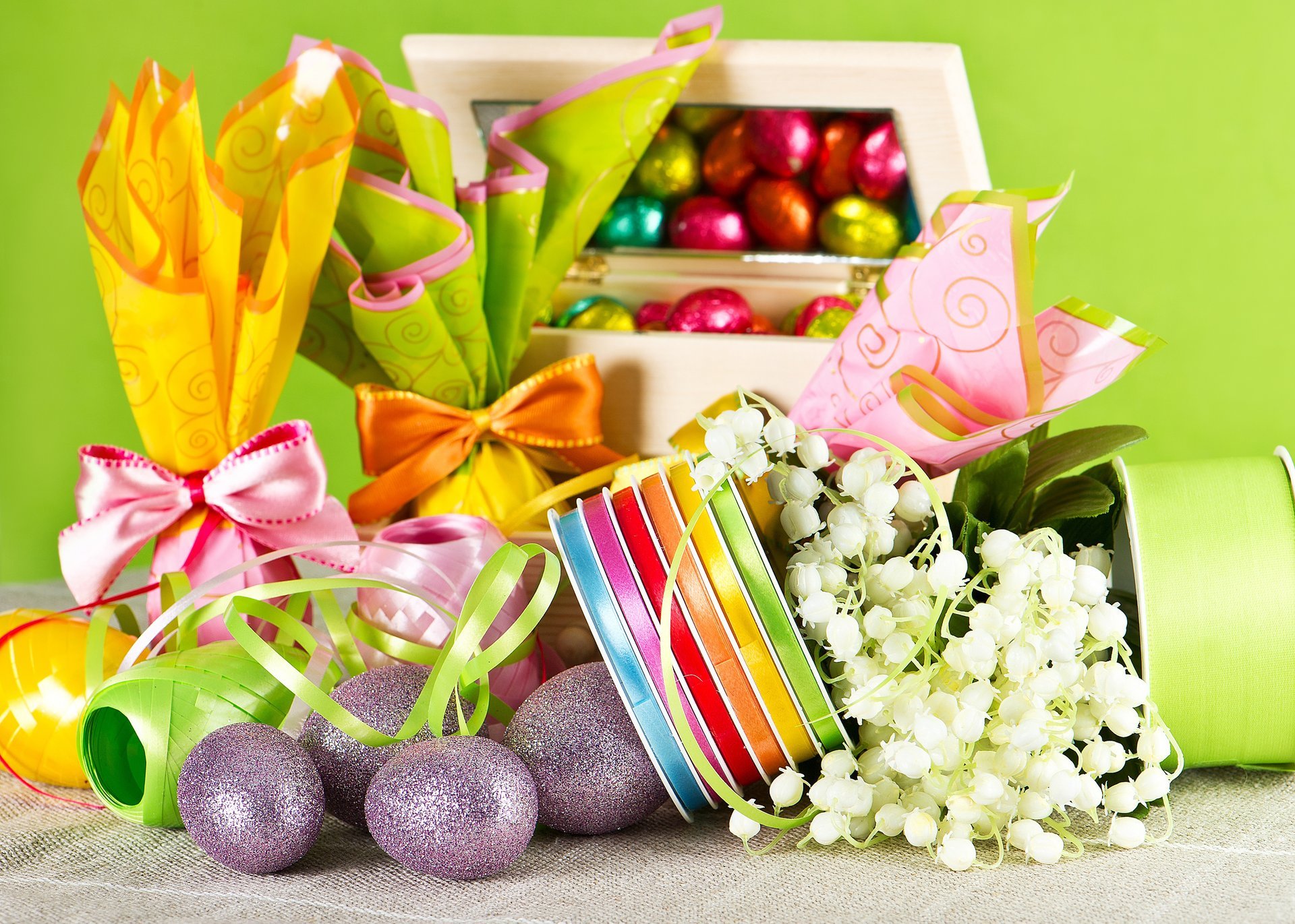 ostern eier ostern süßigkeiten schokolade urlaub frühling blumen bänder