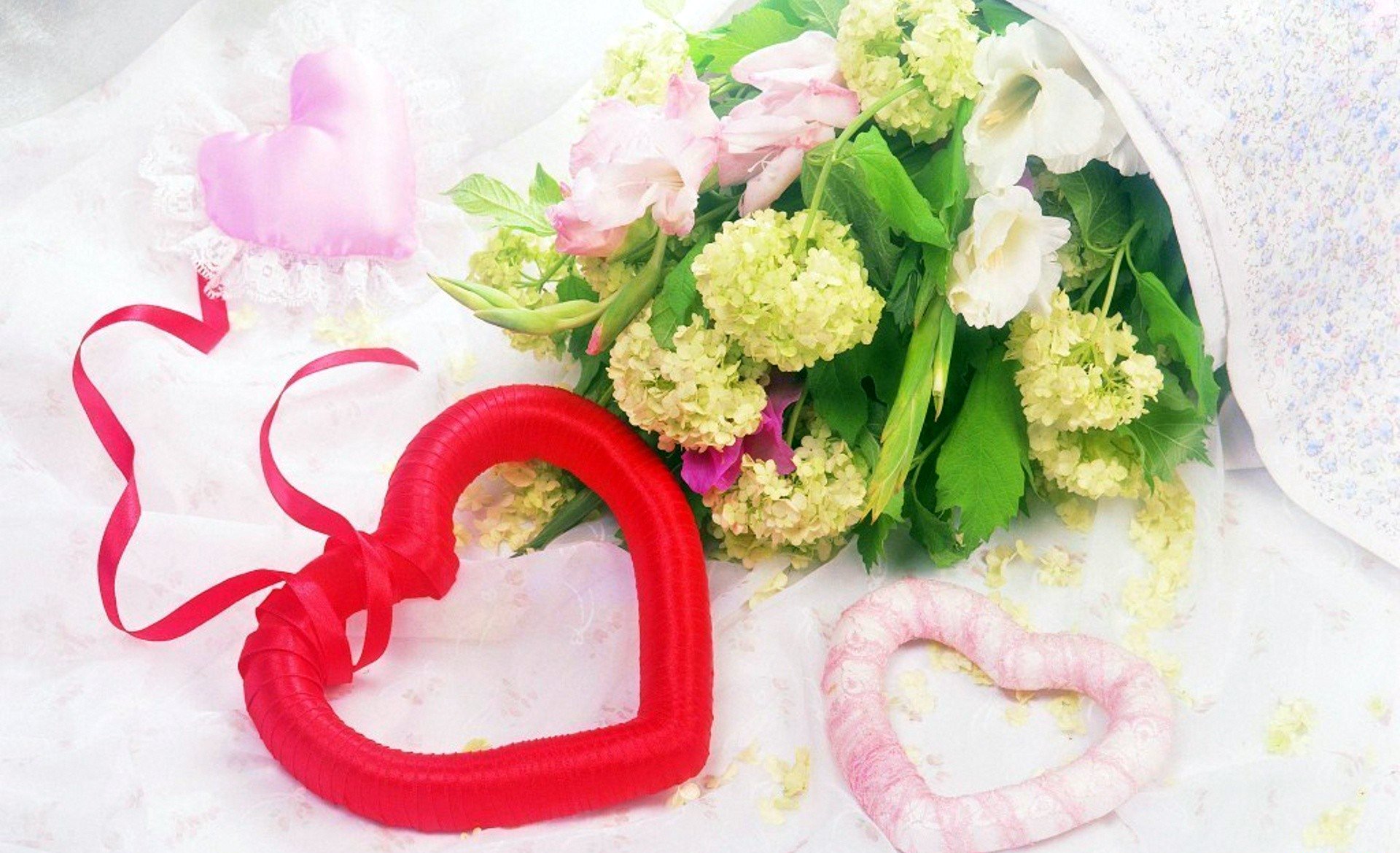 holidays gift heart heart red pink leaves wreath flowers flower