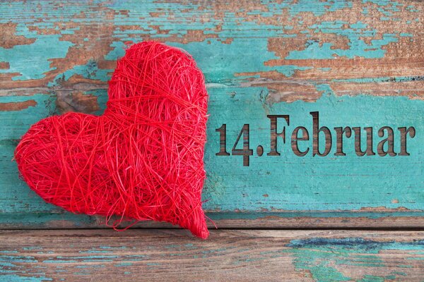 Fête de tous les amoureux 14 février coeur sur la table