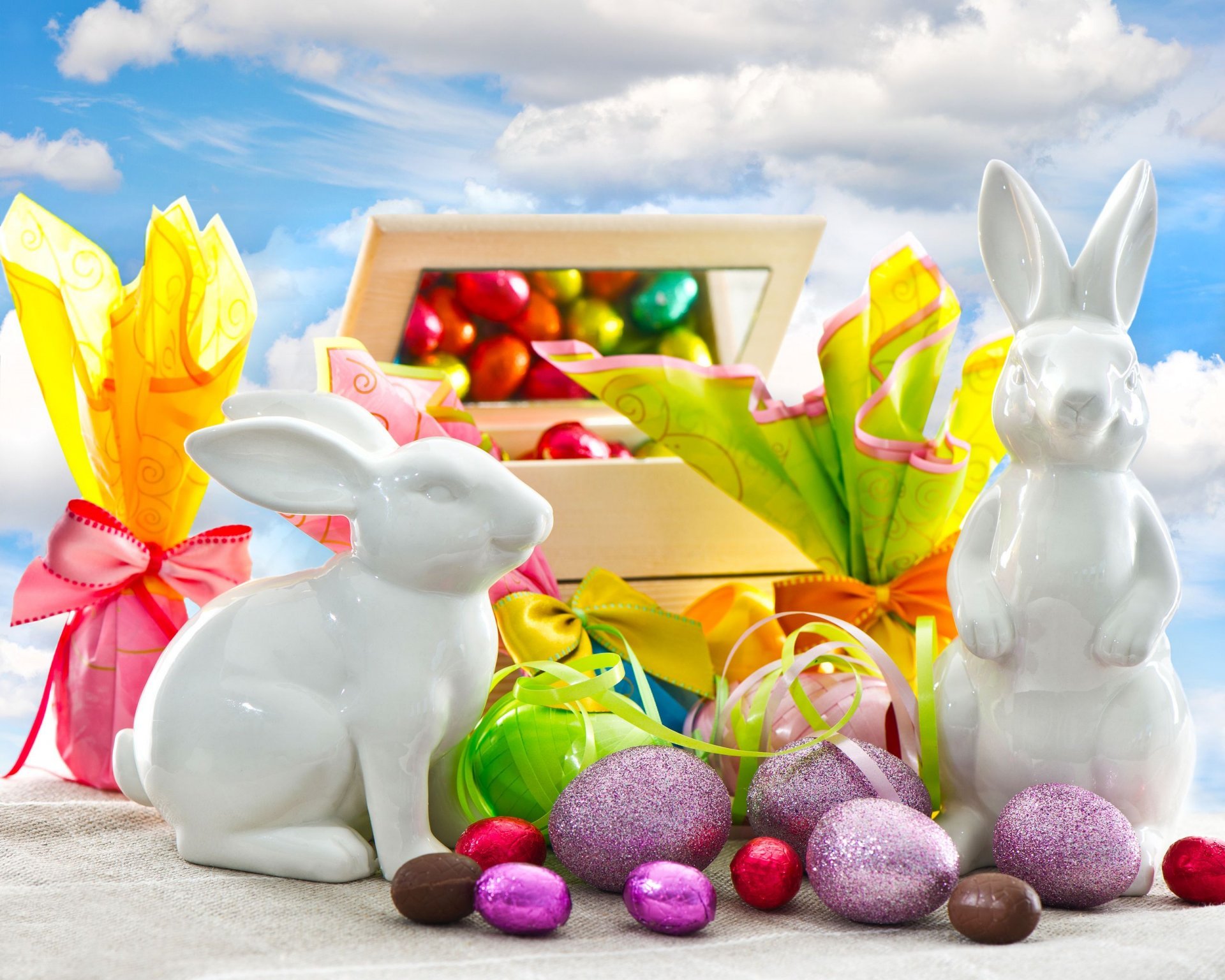 ostern eier schokolade gurtband geschenke figuren kaninchen