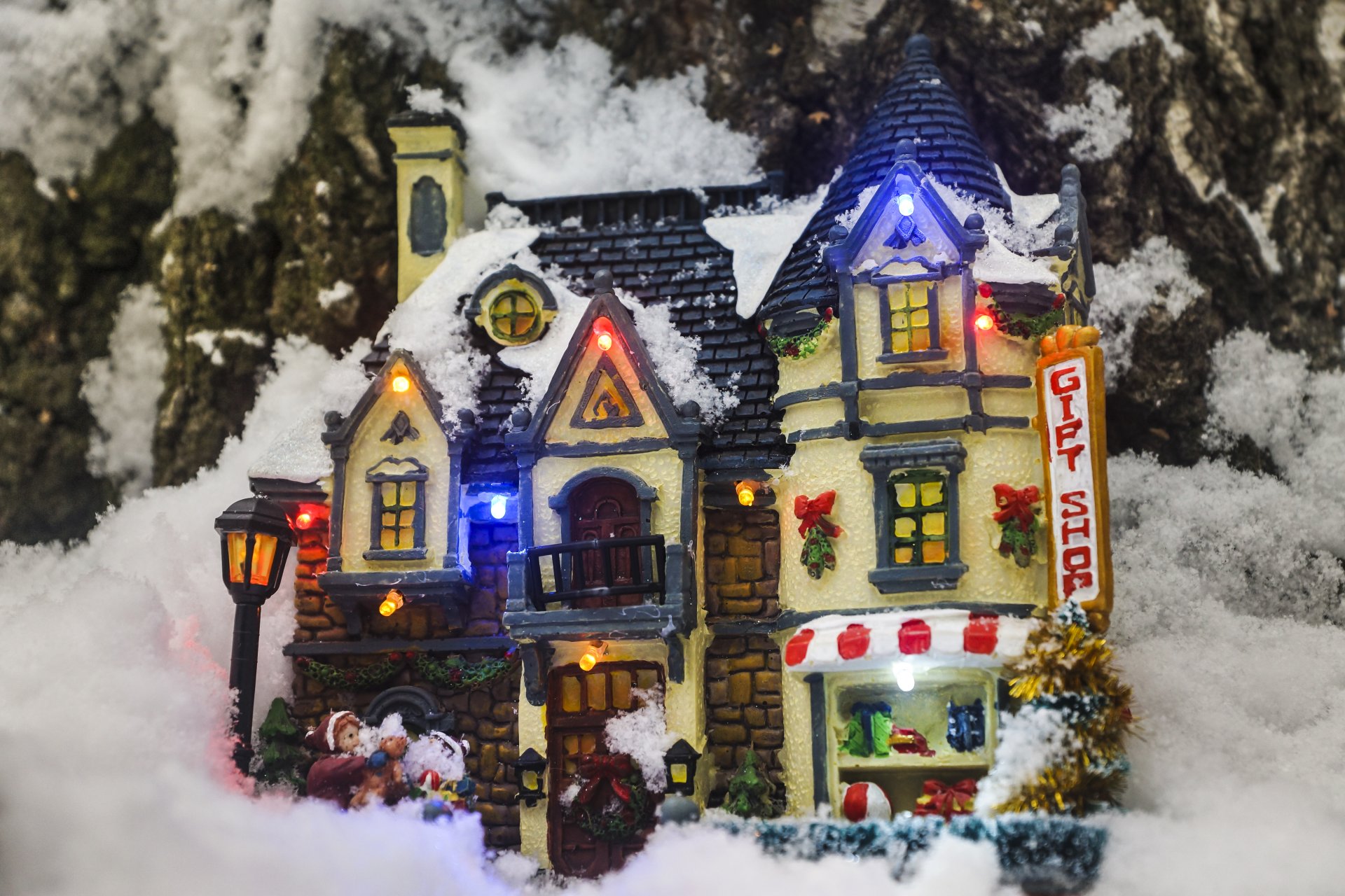 neujahr miniatur spielzeug komposition schnee baum erde park urlaub laternen haus tapete prominente wald