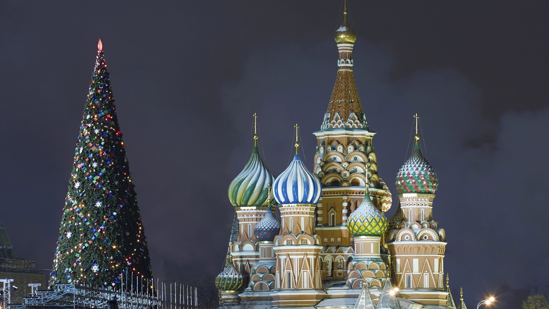 happy new year merry christmas christmas tree 2015 new year spruce moscow red square st. basil s cathedral the kremlin hd