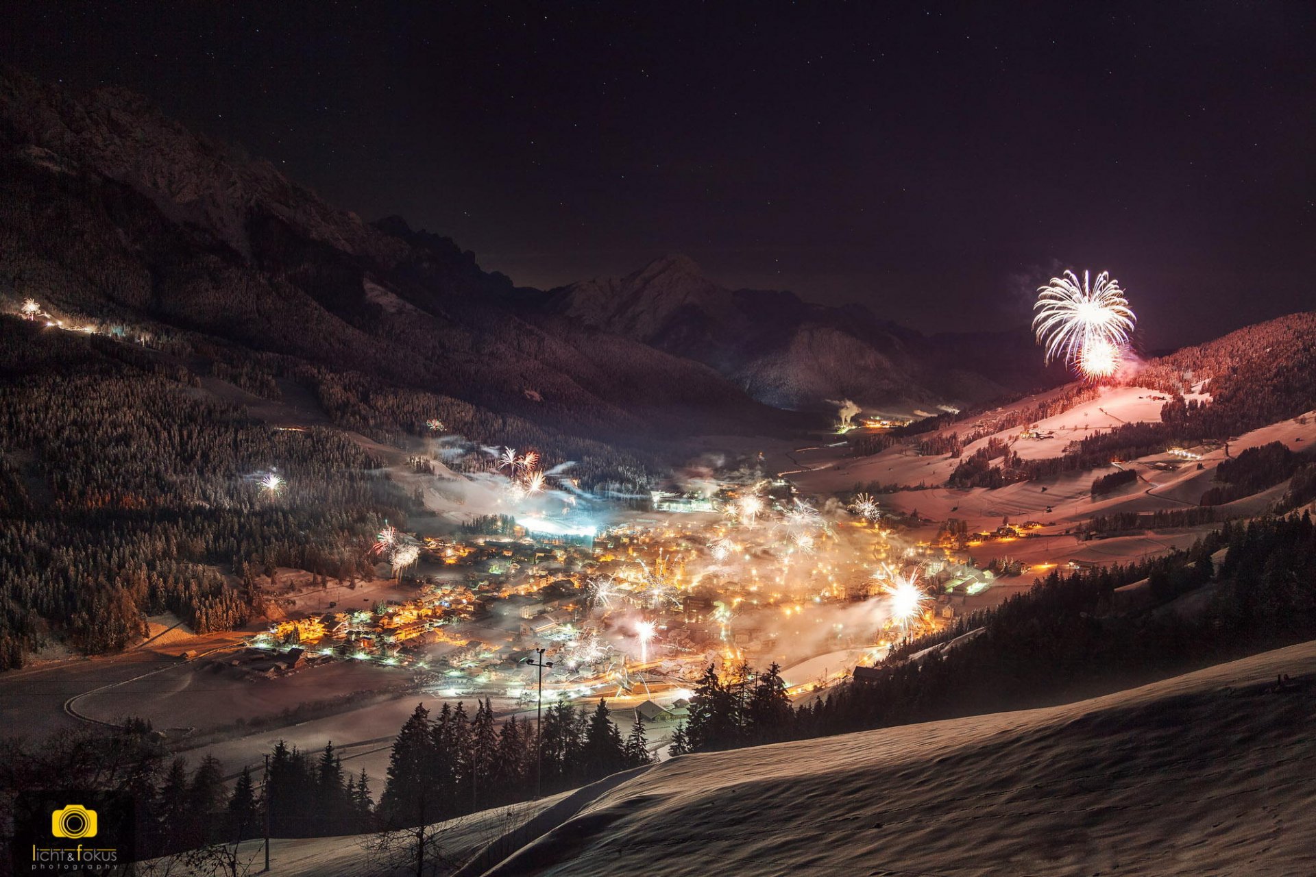 night winter fireworks lights views house