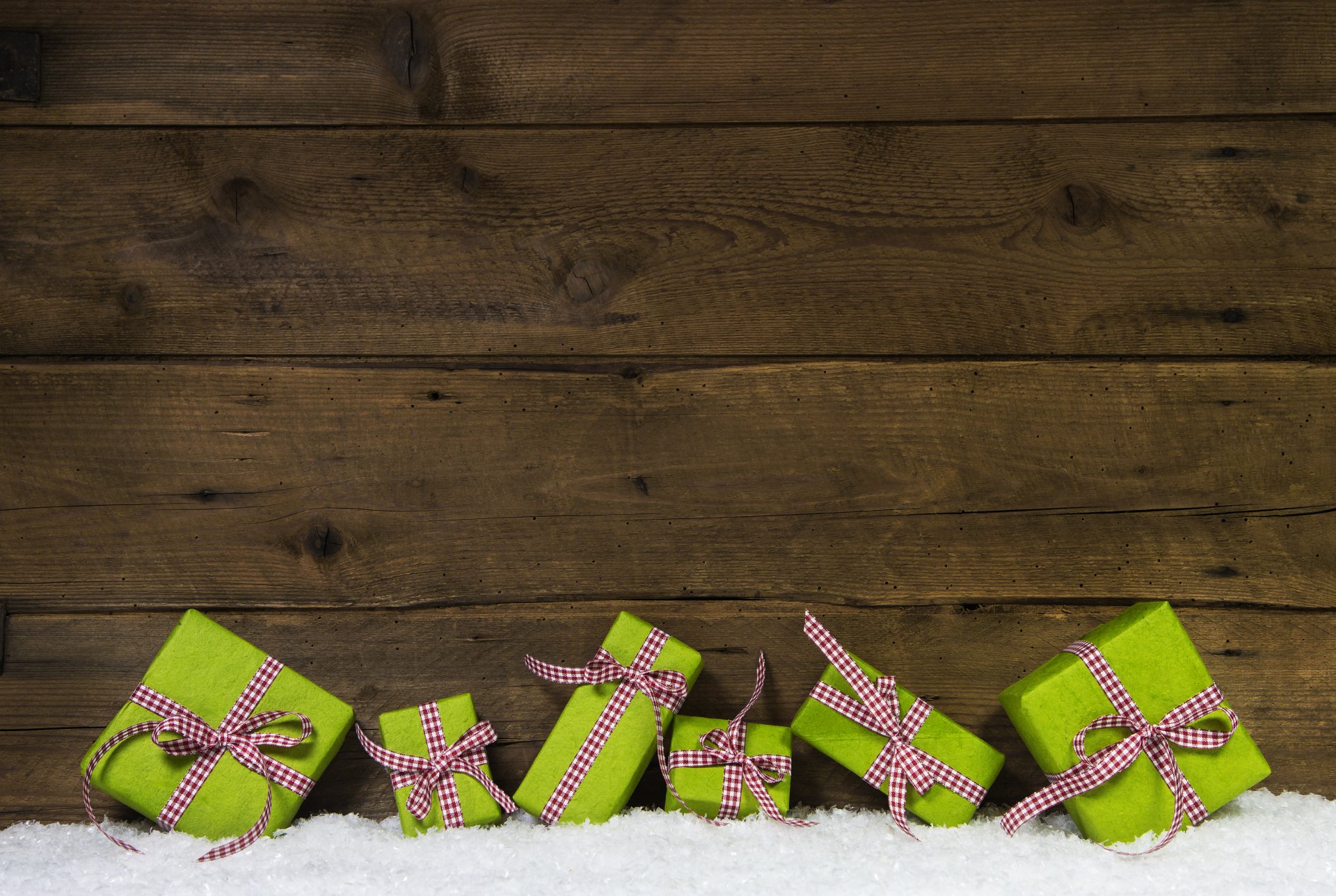 weihnachten geschenke schnee dekorationen baum neujahr