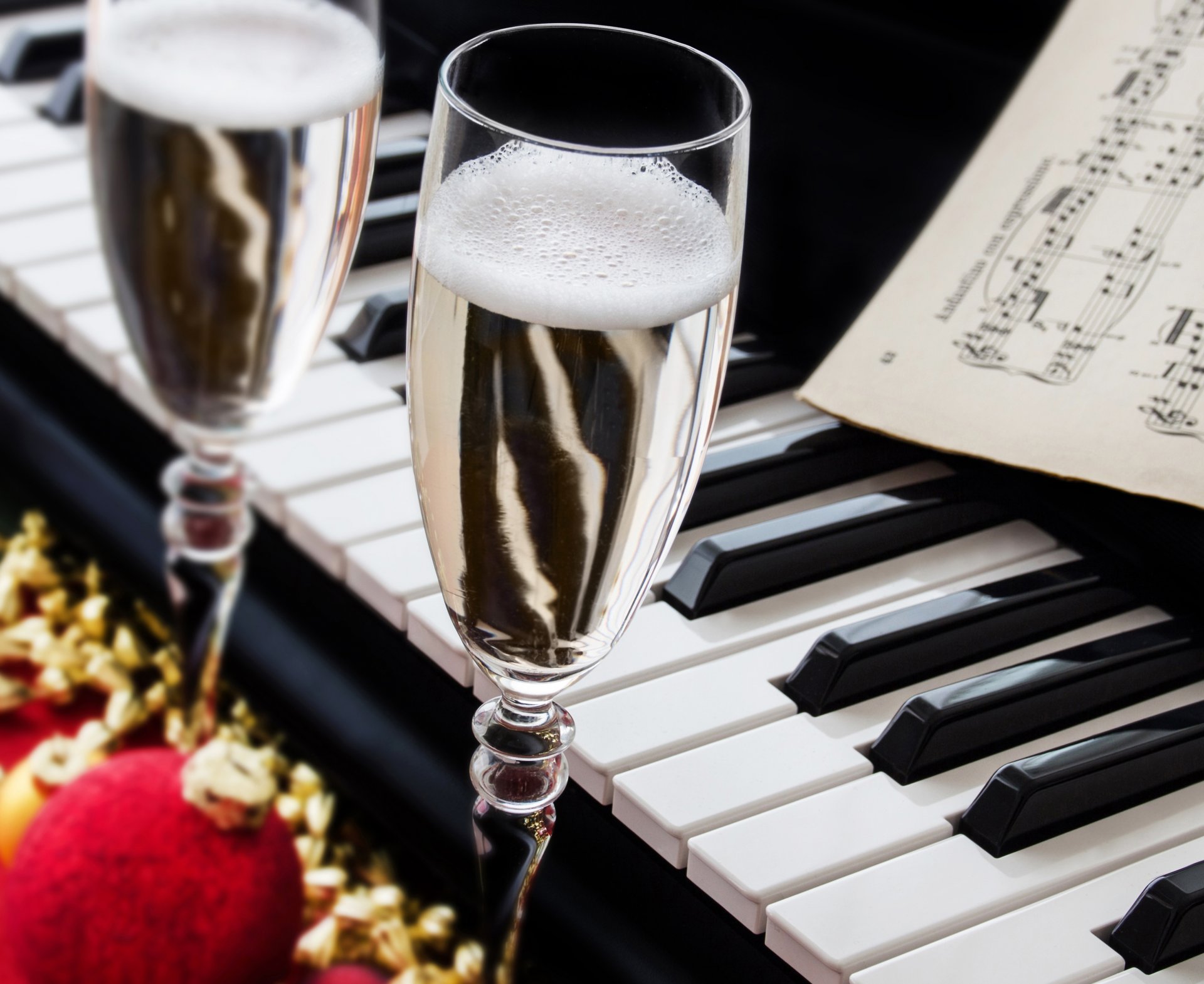 año nuevo navidad vacaciones bolas decoraciones piano música