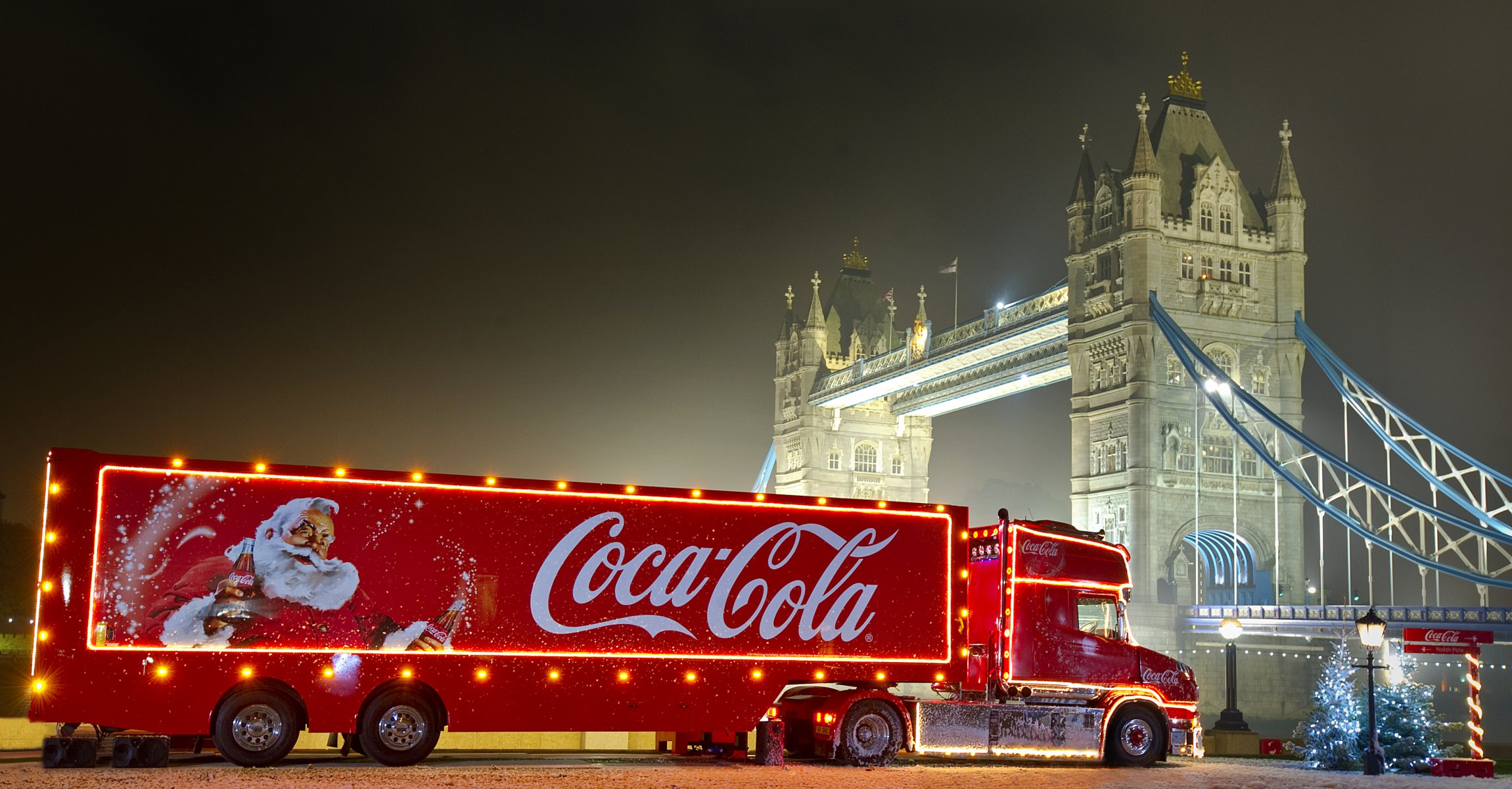 santa claus camión de navidad coca cola coca cola año nuevo navidad camión de año nuevo publicidad coca cola