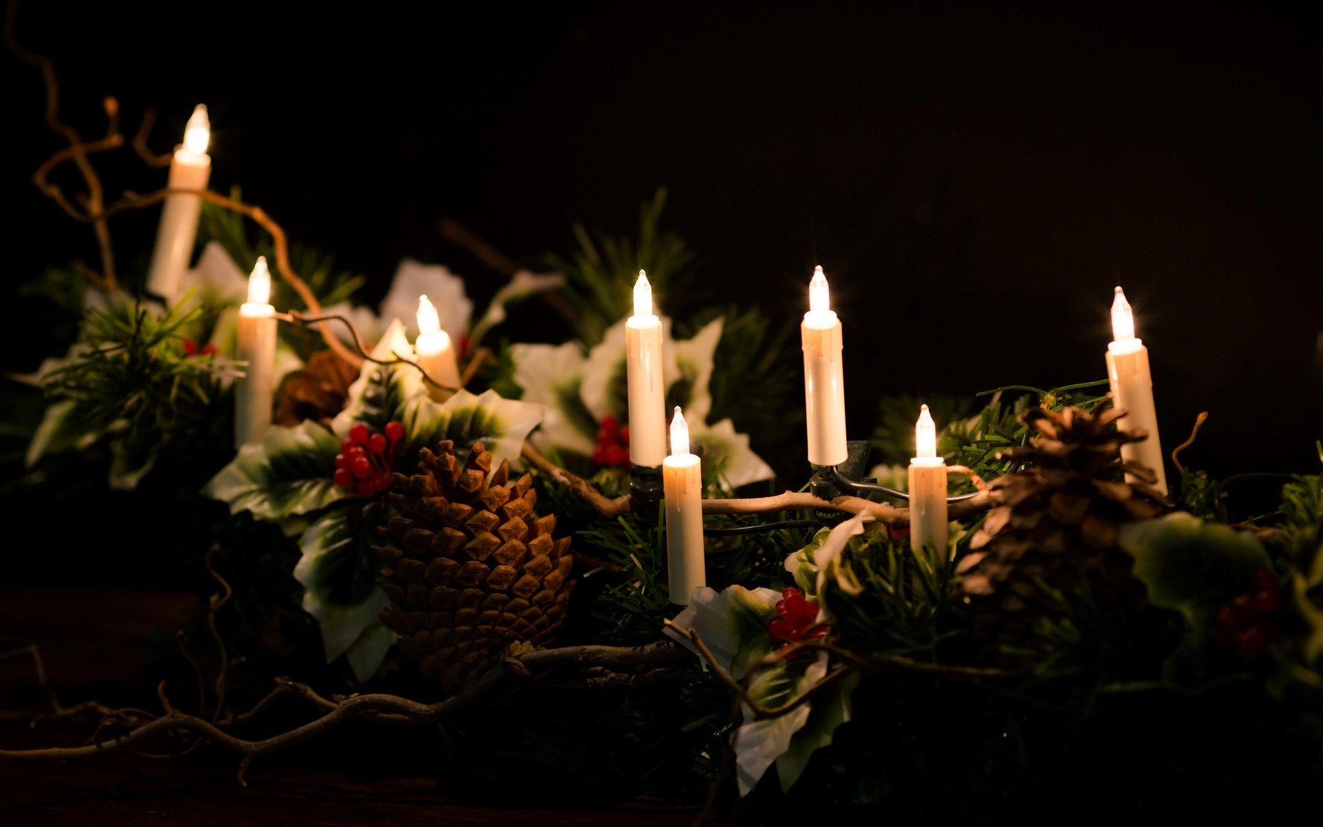 año nuevo vacaciones piña conos velas velas luces hojas año nuevo fondo papel pintado pantalla ancha pantalla completa pantalla ancha