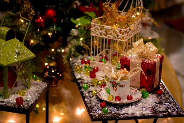 Mesa de Navidad regalos árbol de Navidad