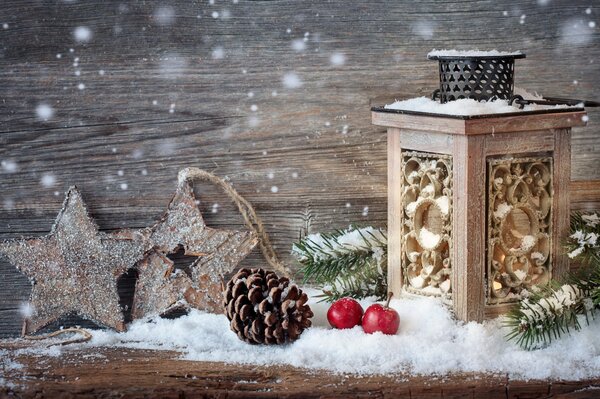 Weihnachtsschmuck aus Holz