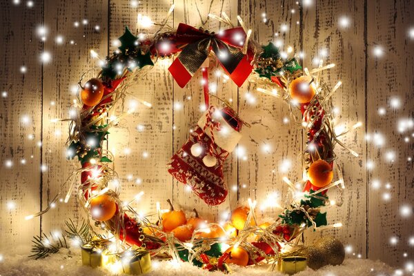 Glowing Holiday Christmas Wreath