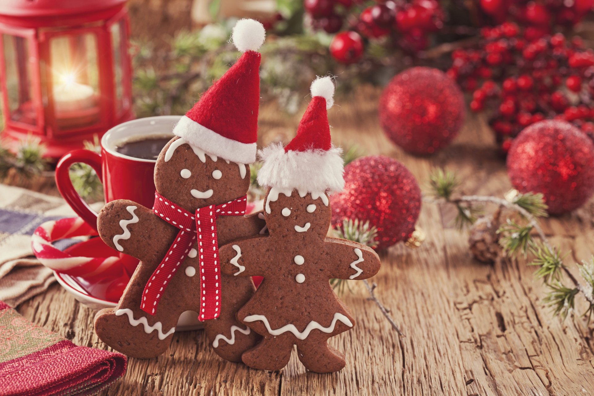 buon natale capodanno giocattoli bambole decorazioni ciliegia palline rosse lanterna cioccolato