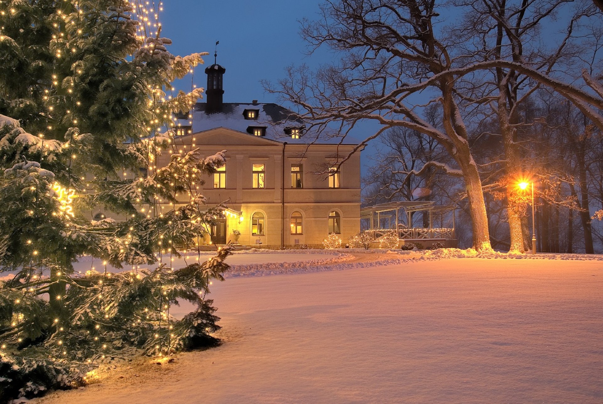 invierno navidad año nuevo villa árbol de navidad decoración vacaciones