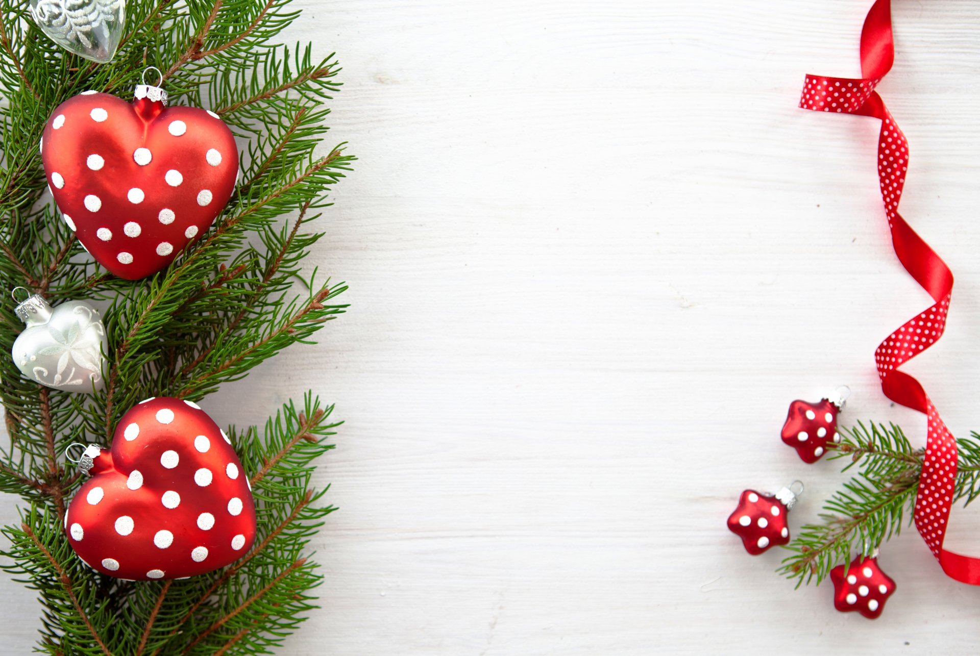 spielzeug weihnachten weihnachtsbaum herzen sternchen zweig zweig tanne weihnachtsbaum band neujahr weihnachten