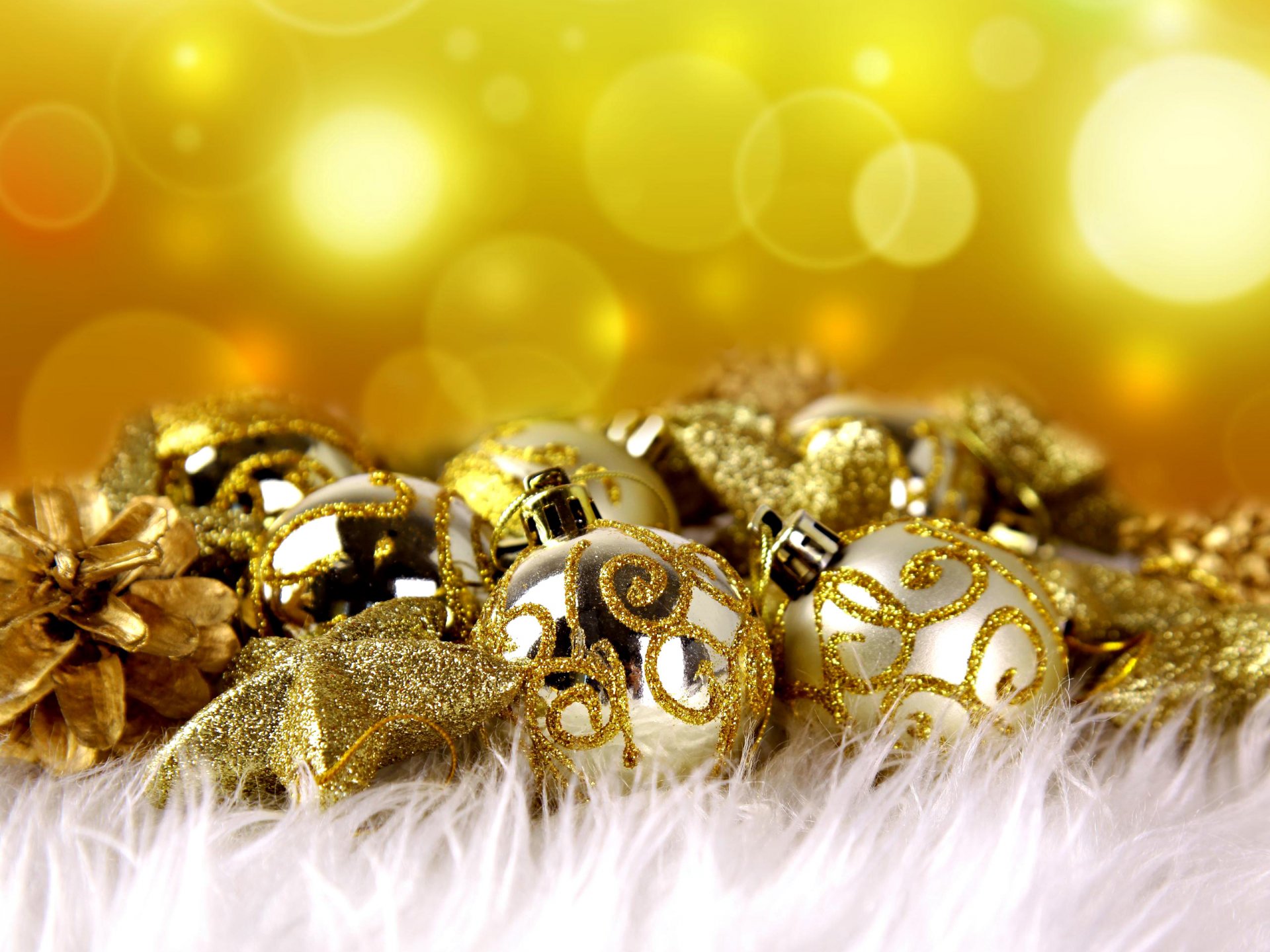 holiday new year christmas decorations balls balls golden ball