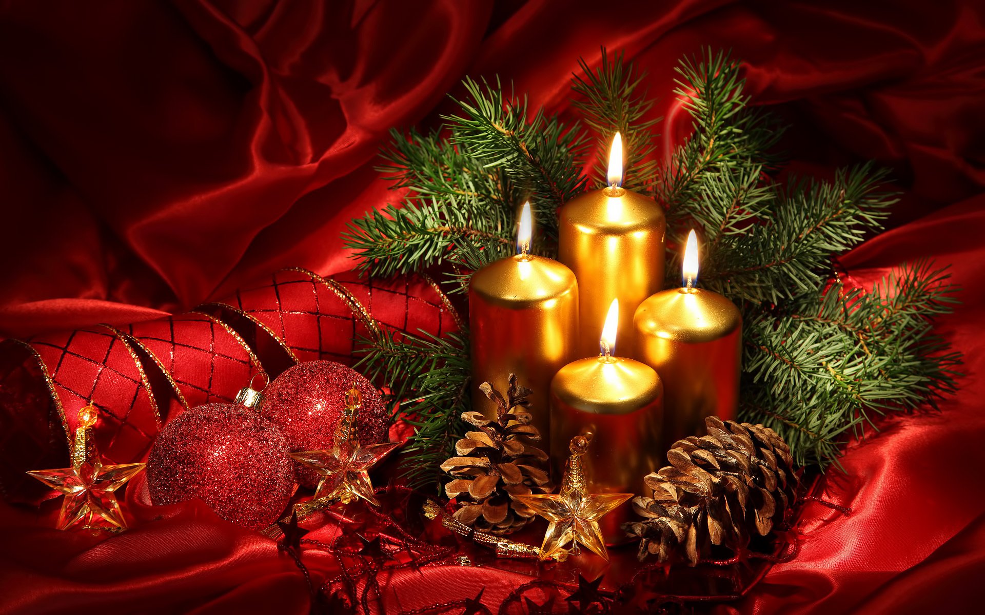 candele oro natale decorazione palle nastro rosso coni natale fuoco natale nuovo anno