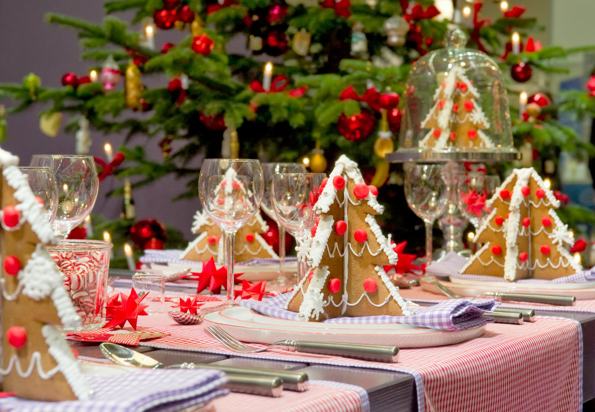 table nouvel an cuit au four doux décoration élégant arbre de noël