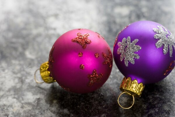 Boules de Noël et décorations pour le nouvel an et Noël