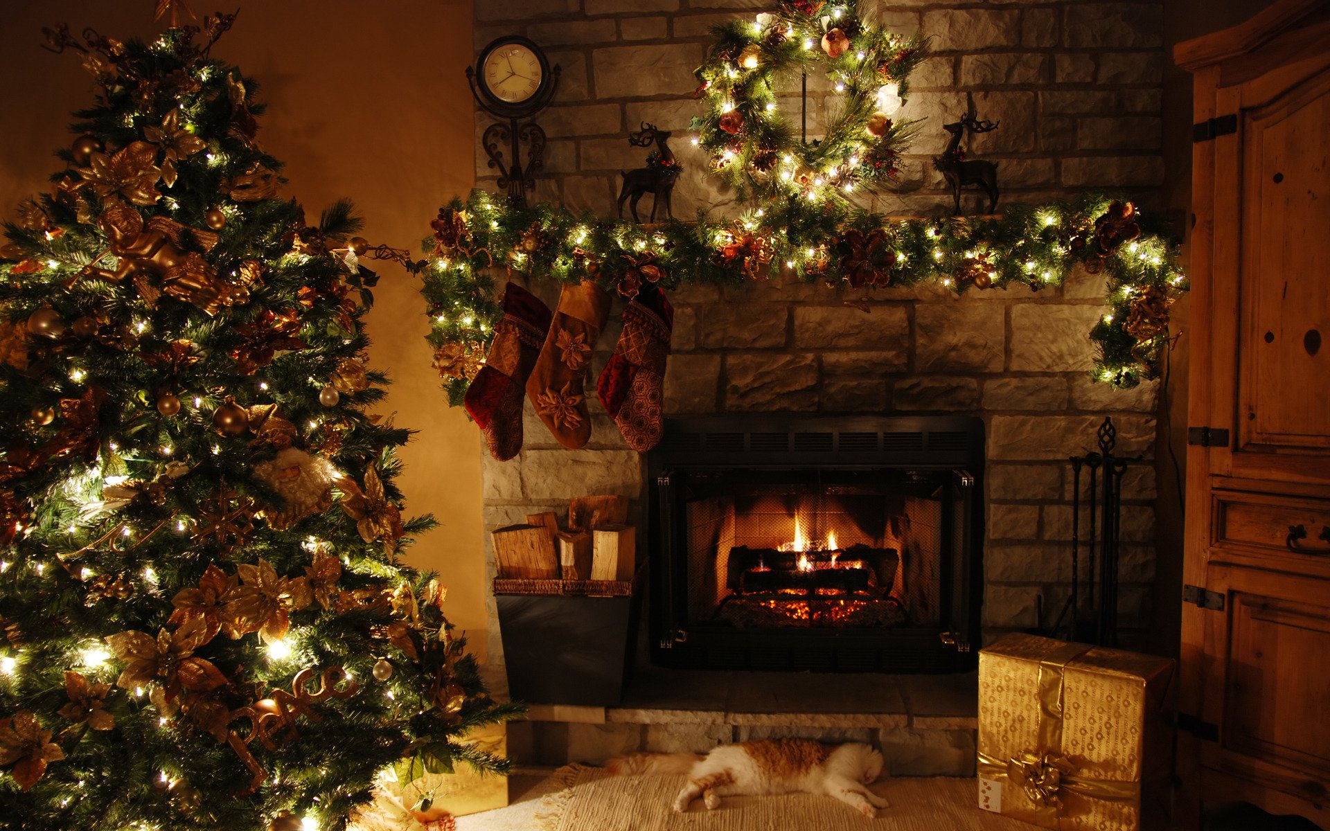 urlaub haus kamin weihnachtsbaum dekoration