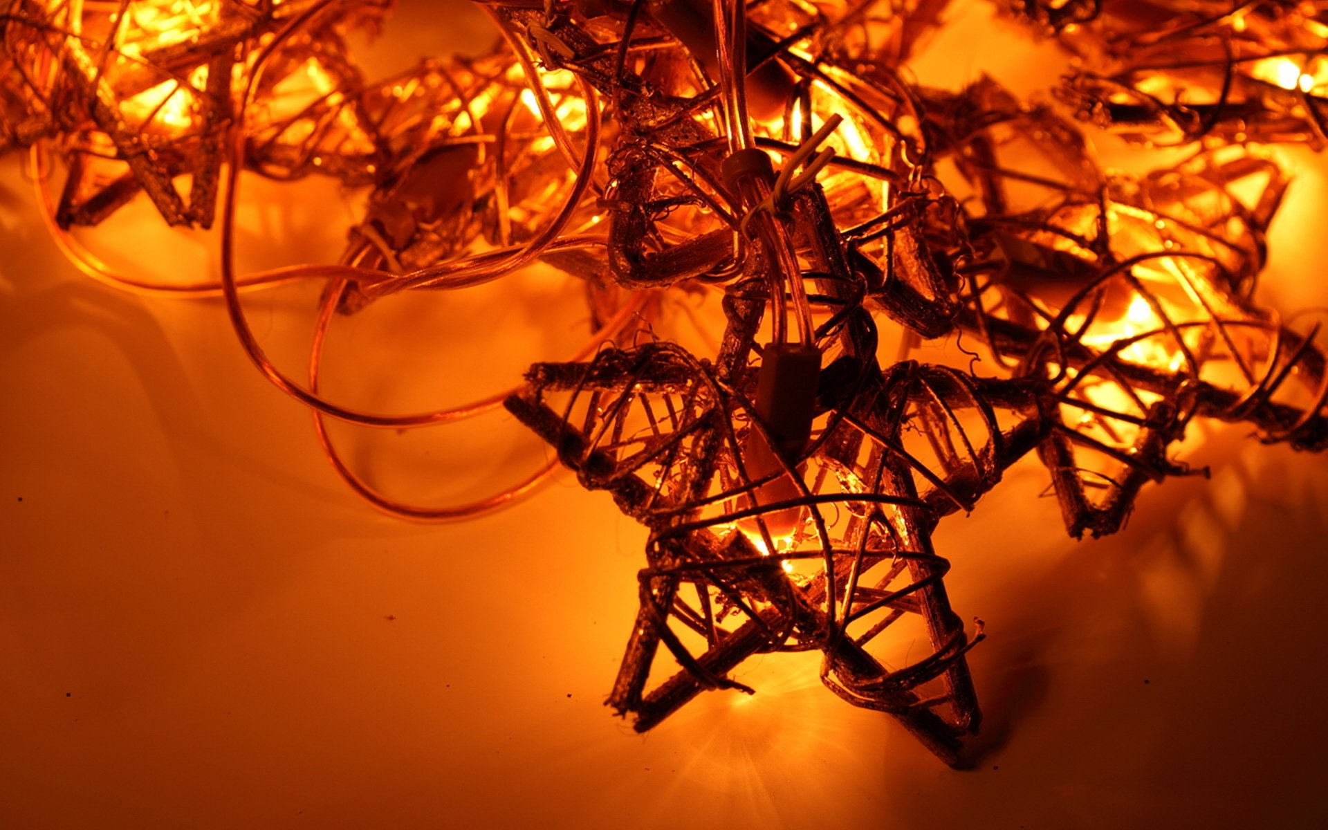 holiday new year garland bulbs star