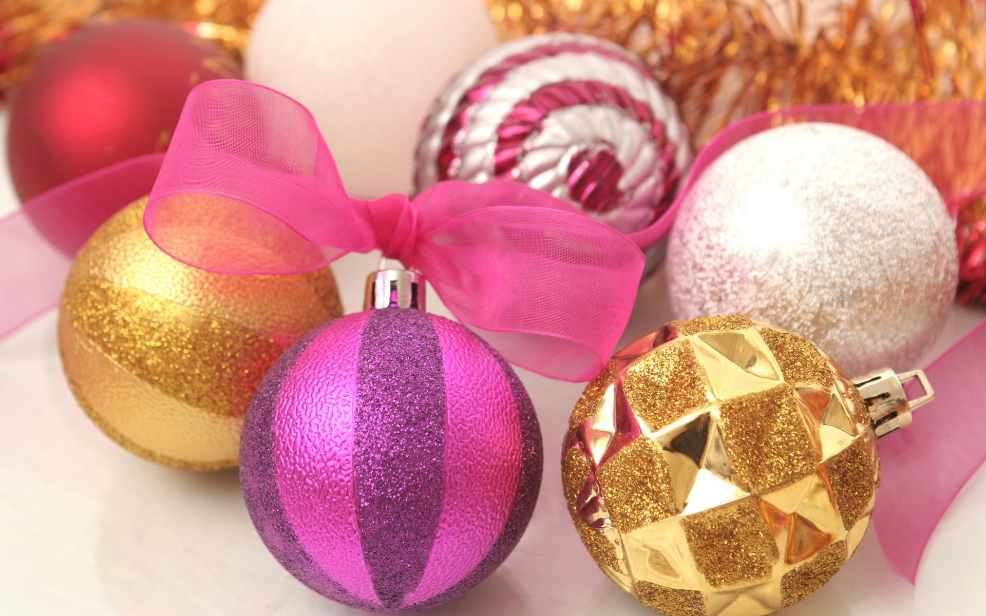 holiday new year golden purple pink white shiny gold macro ribbon bow macro