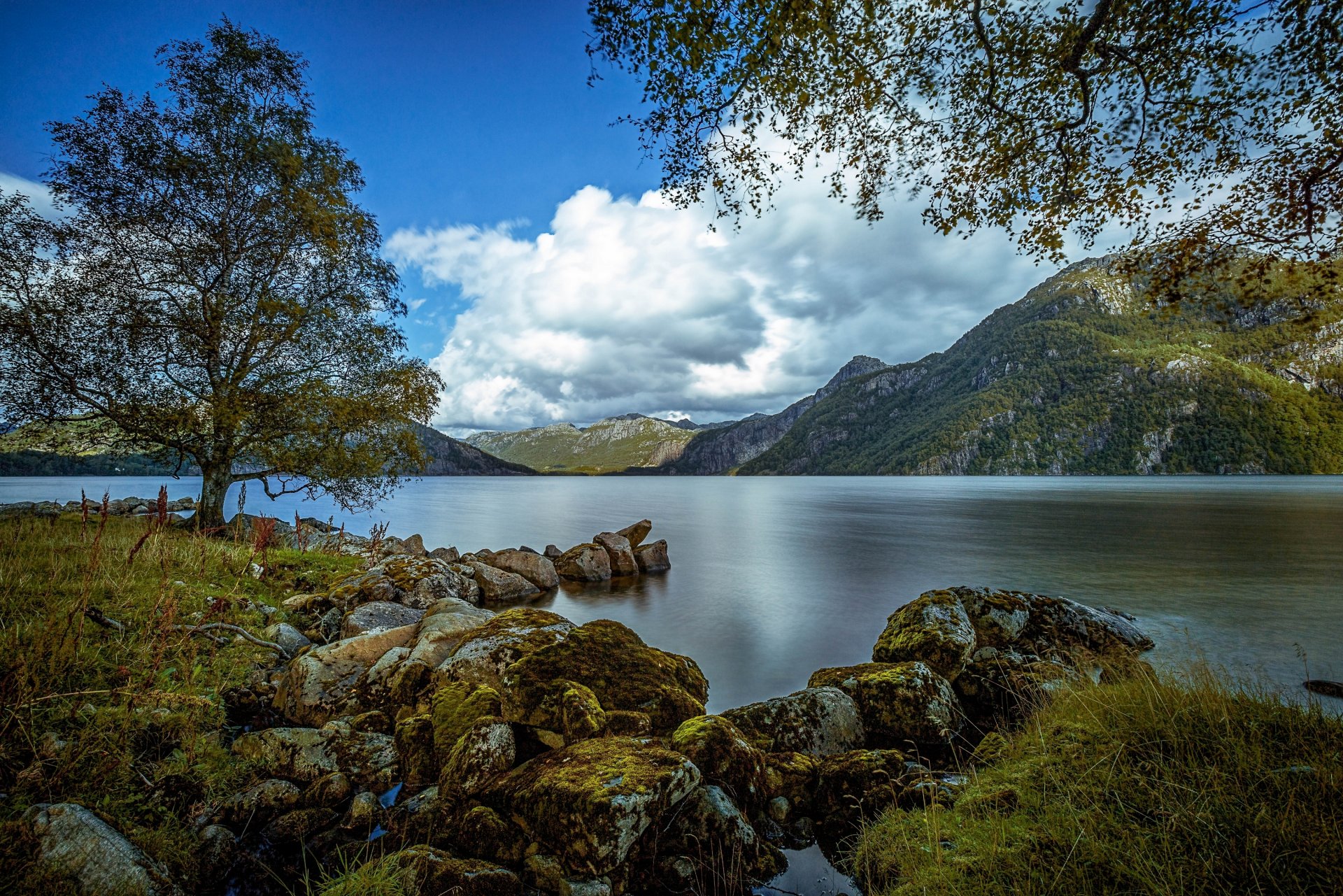 austrumdalsvatnet bjerkreim rugaland norwegia bjerkreim jezioro góry drewno kamienie