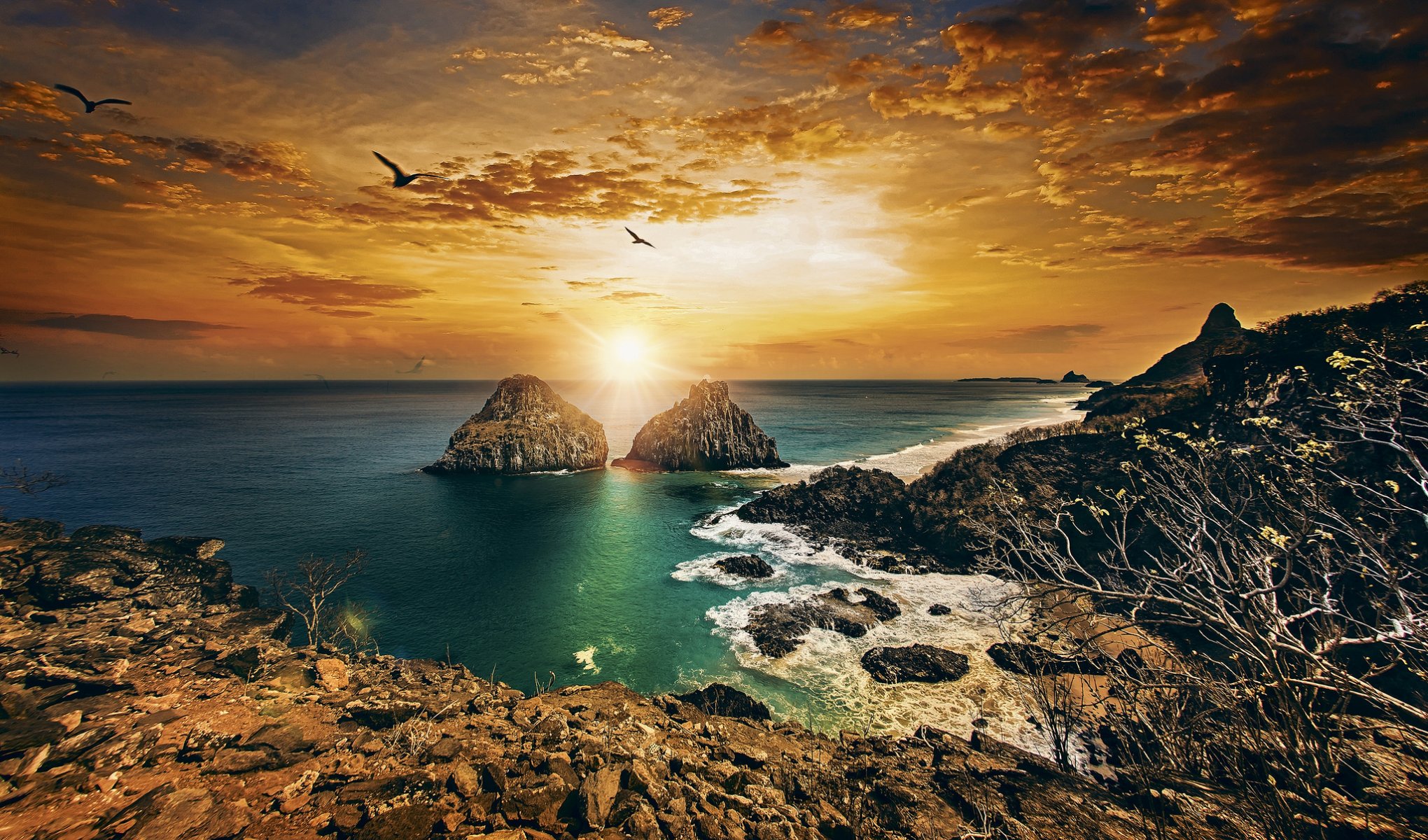 frères jumeaux fernando de noronha pernambuco brésil océan atlantique fernando de noronha falaises côte coucher de soleil océan