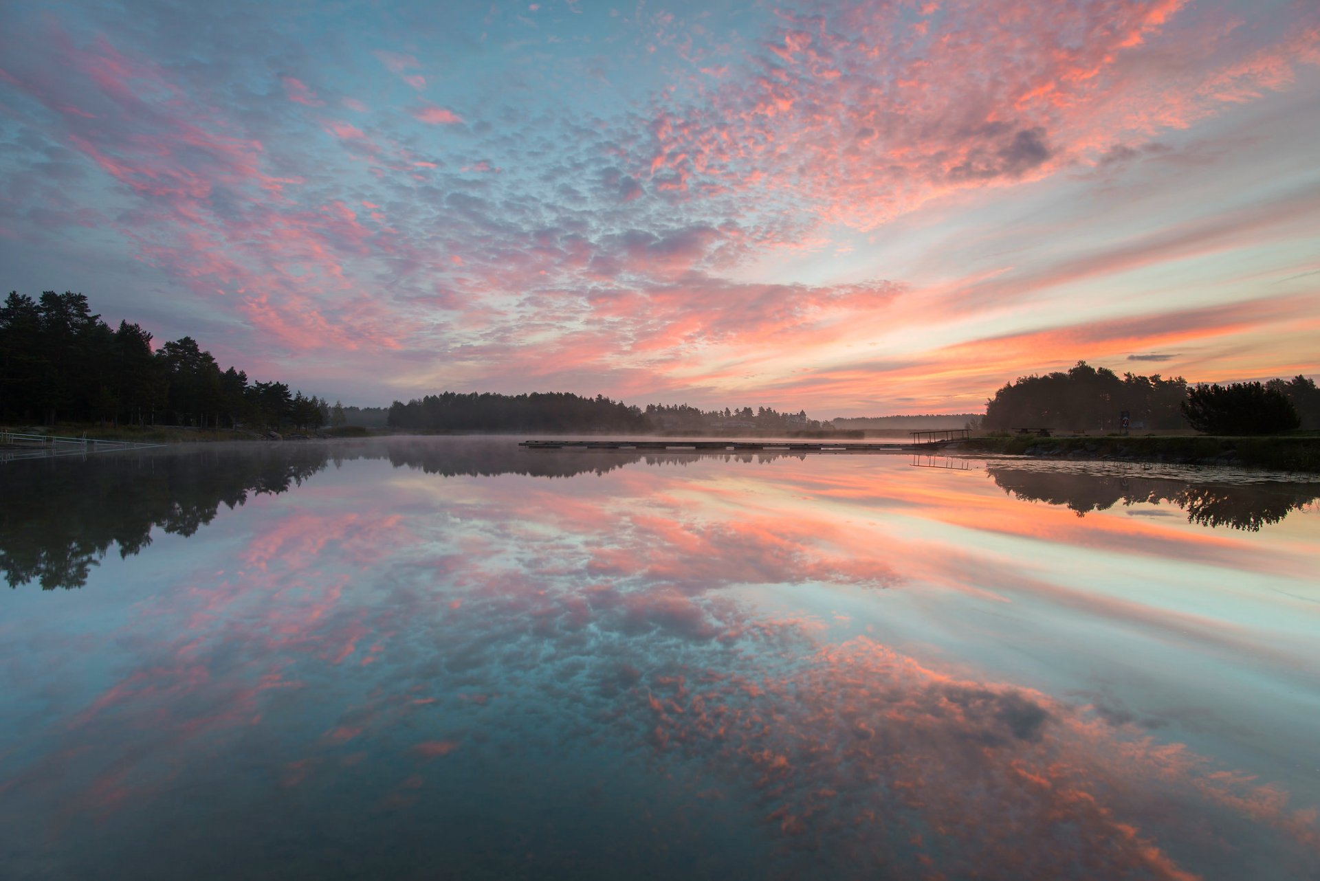 suecia karlstad skutberget otoño cielo nubes lago