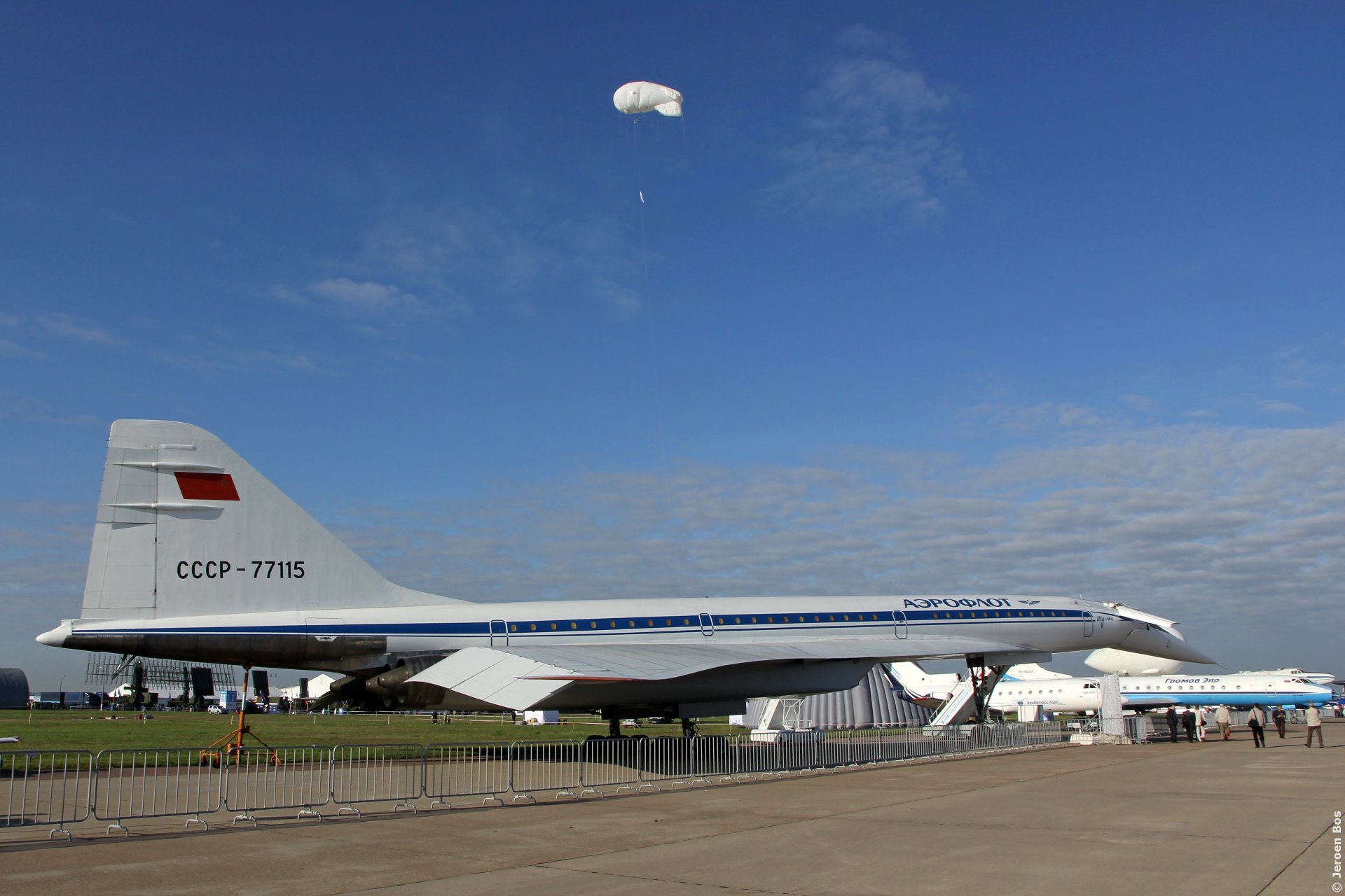 aeroflot sovietico supersonico aereo passeggeri tu-144 cccp-77115 air show max 2013 mosca