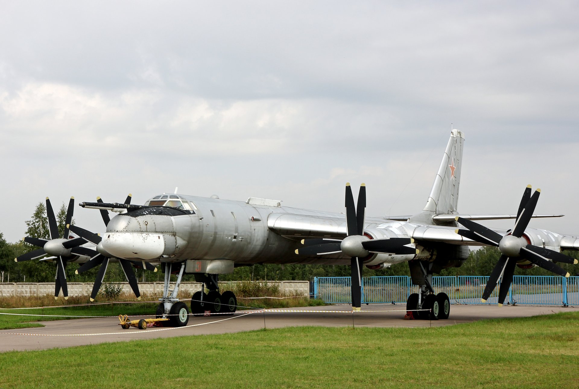 tu-95ms bear central museum of the air force monino russia