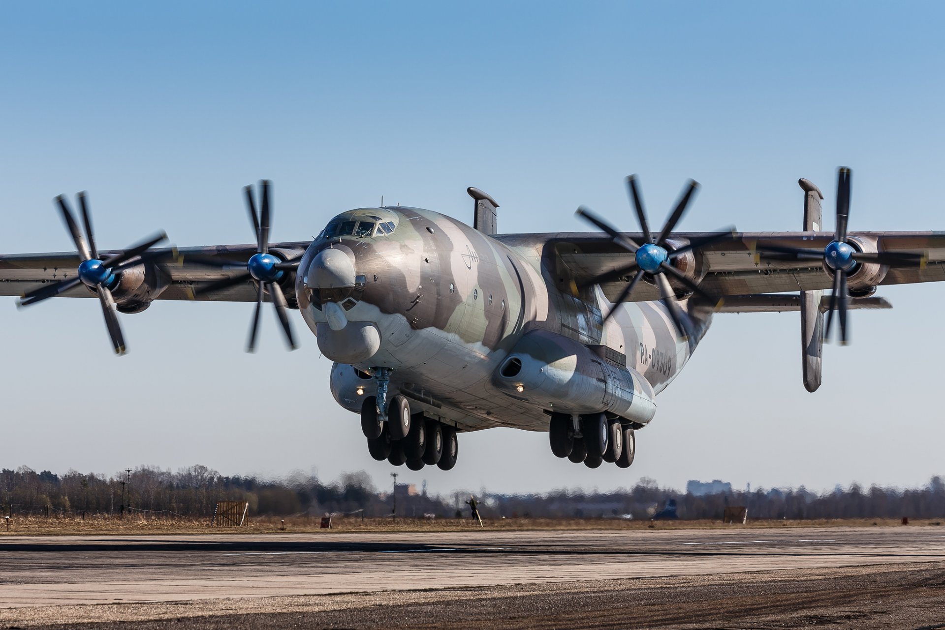 an-22a antey turboprop transport plane